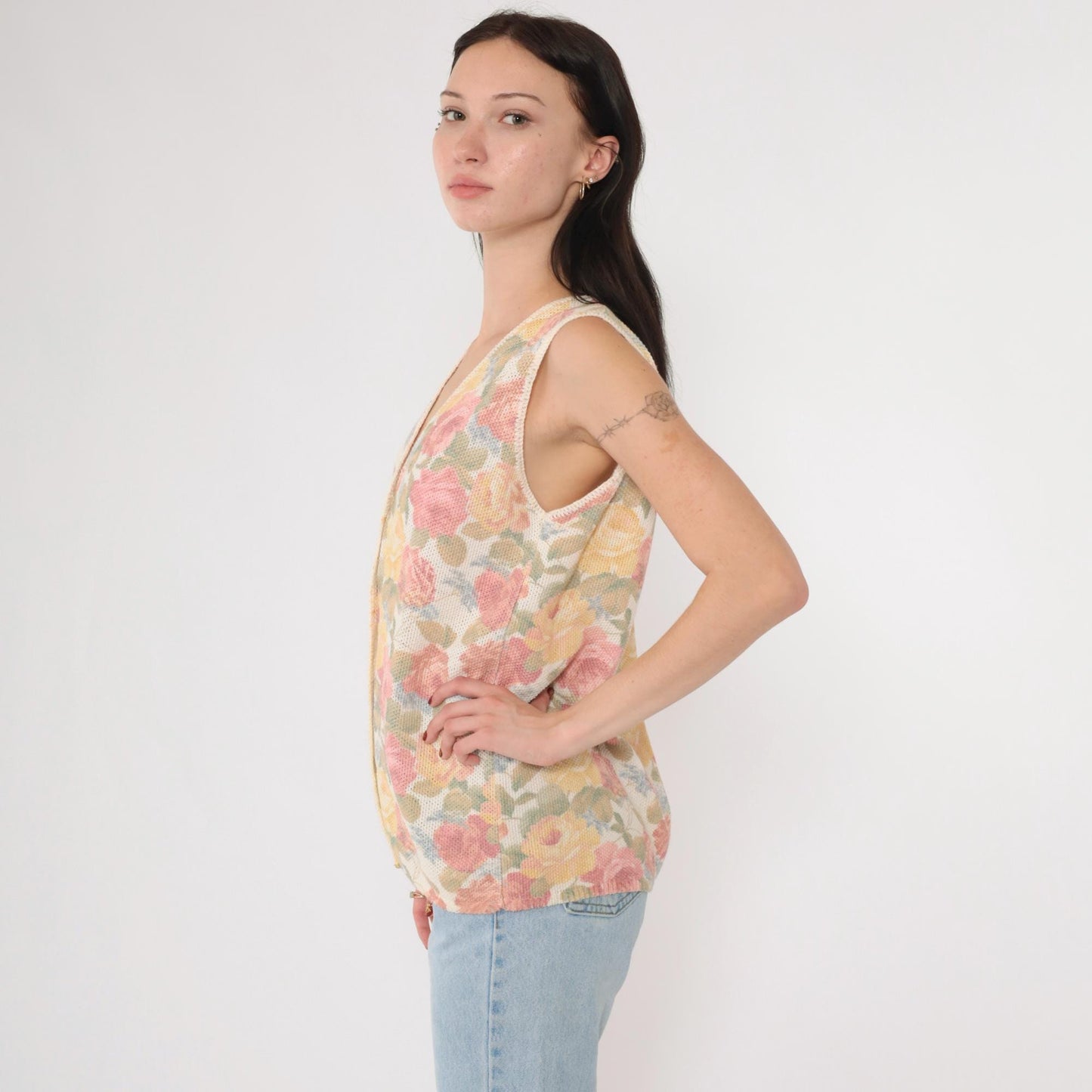 90s Floral Knit Vest Pink Yellow Rose Print Button-Up Sleeveless Medium