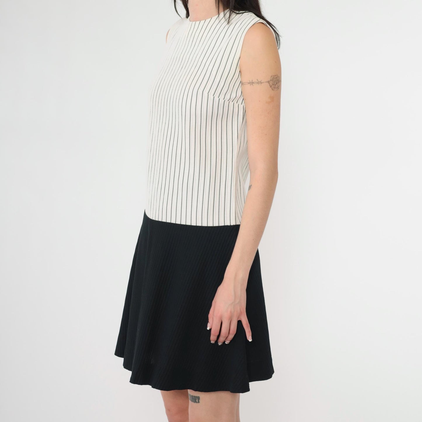 60s Mod Shift Dress Black White Striped Mini Drop Waist Sleeveless Extra Small