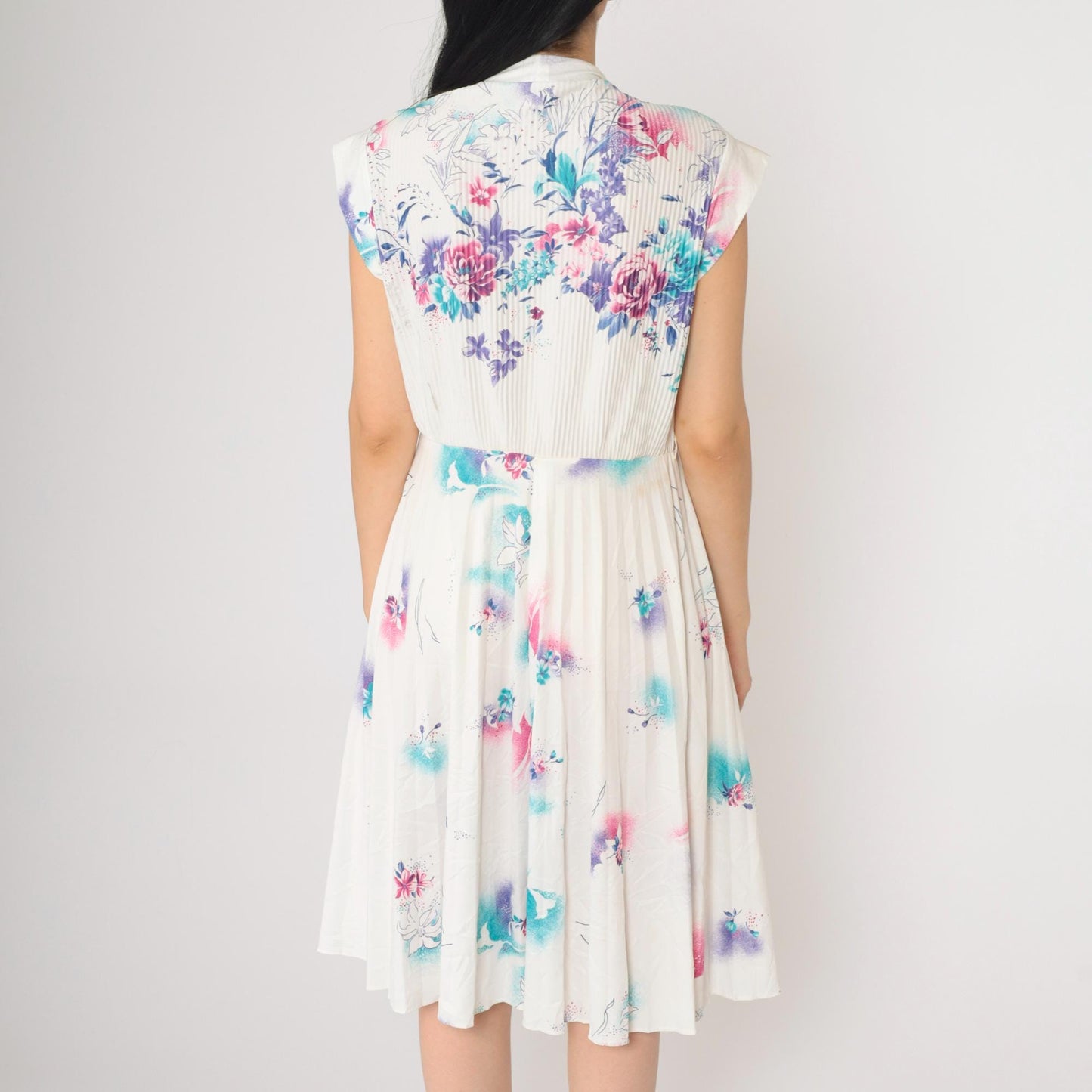 70s Floral Ascot Midi Dress White Cap Sleeve High Waist Pleated Small