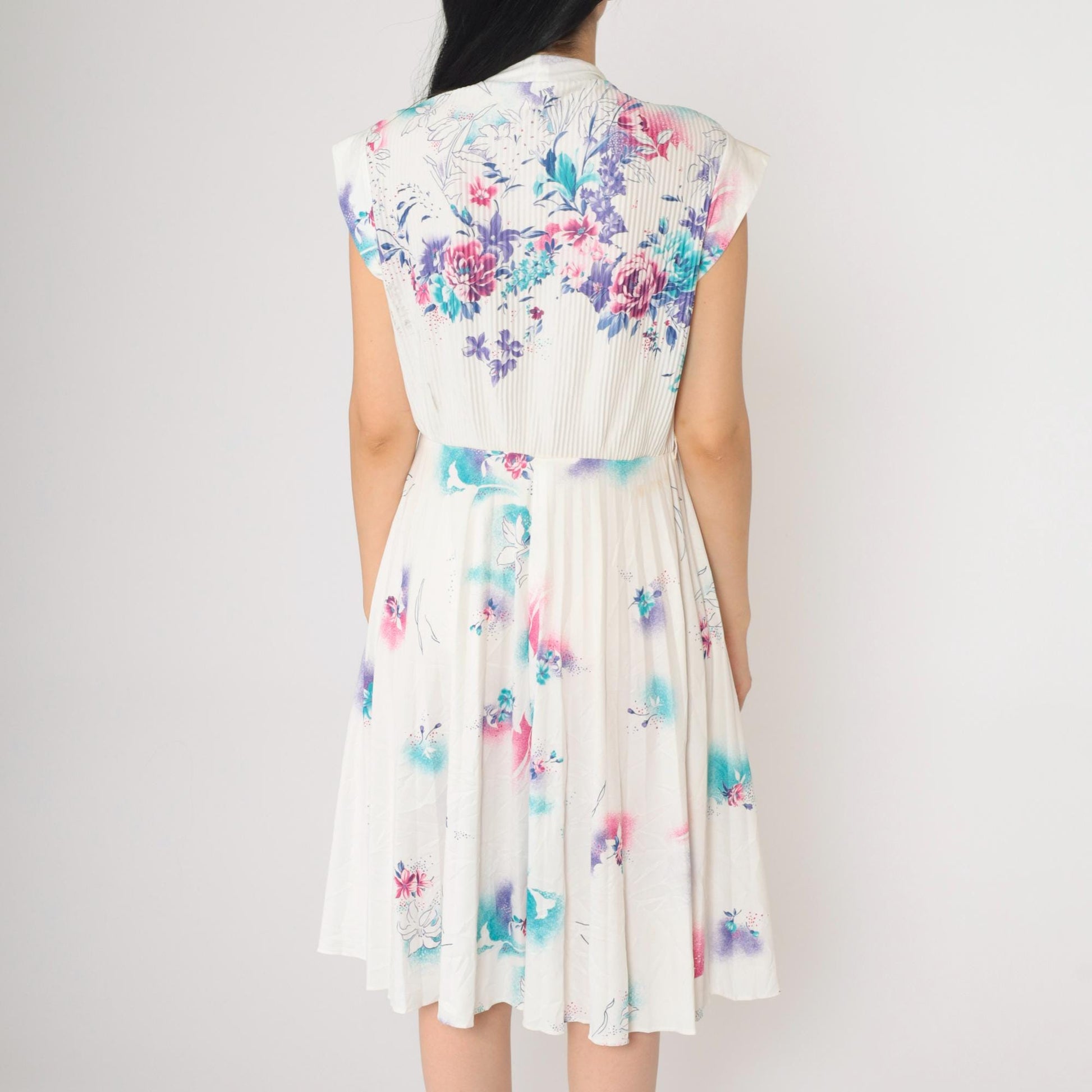 70s Floral Ascot Midi Dress White Cap Sleeve High Waist Pleated Small