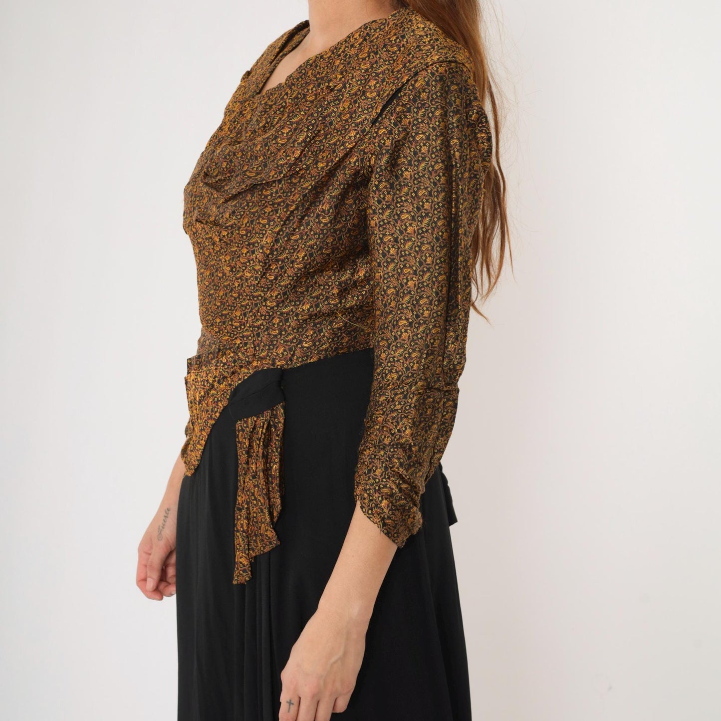 1940s Brocade Maxi Dress Floral Paisley Black Bow Back Long Sleeve Small