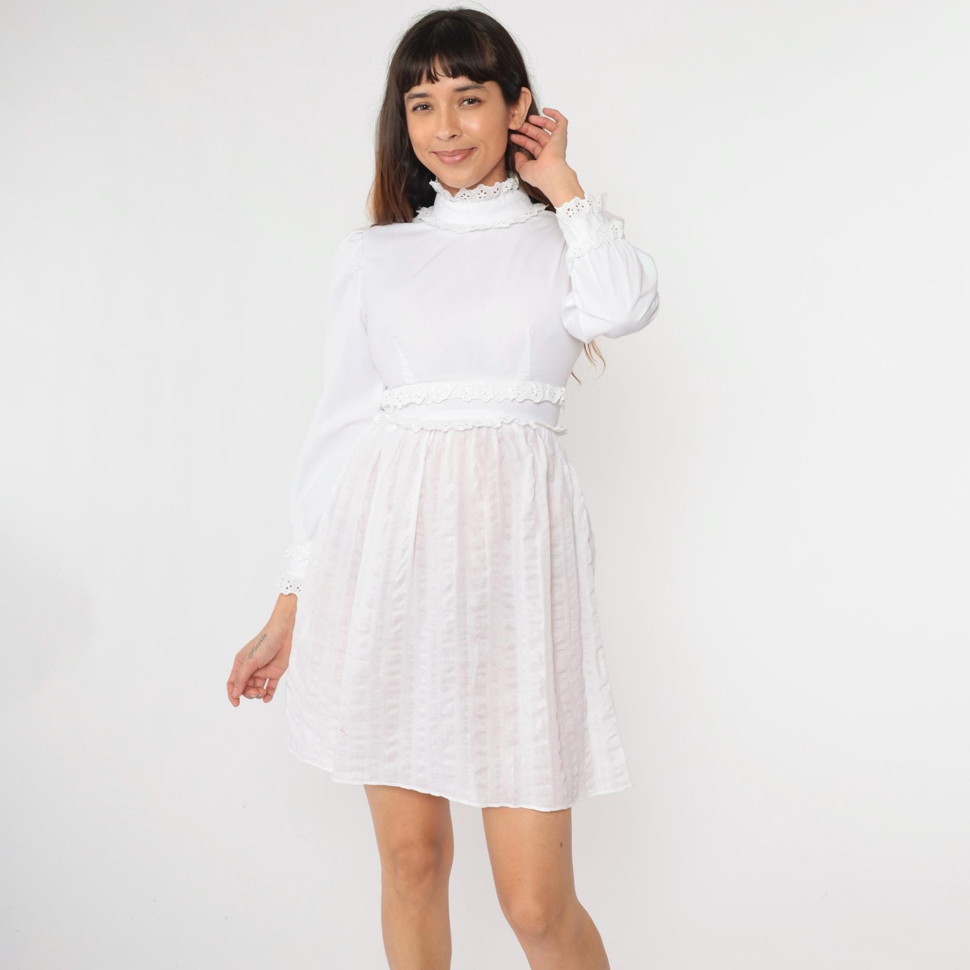 70s White Eyelet Lace Babydoll Dress Empire Waist Puff Sleeve Mini Small
