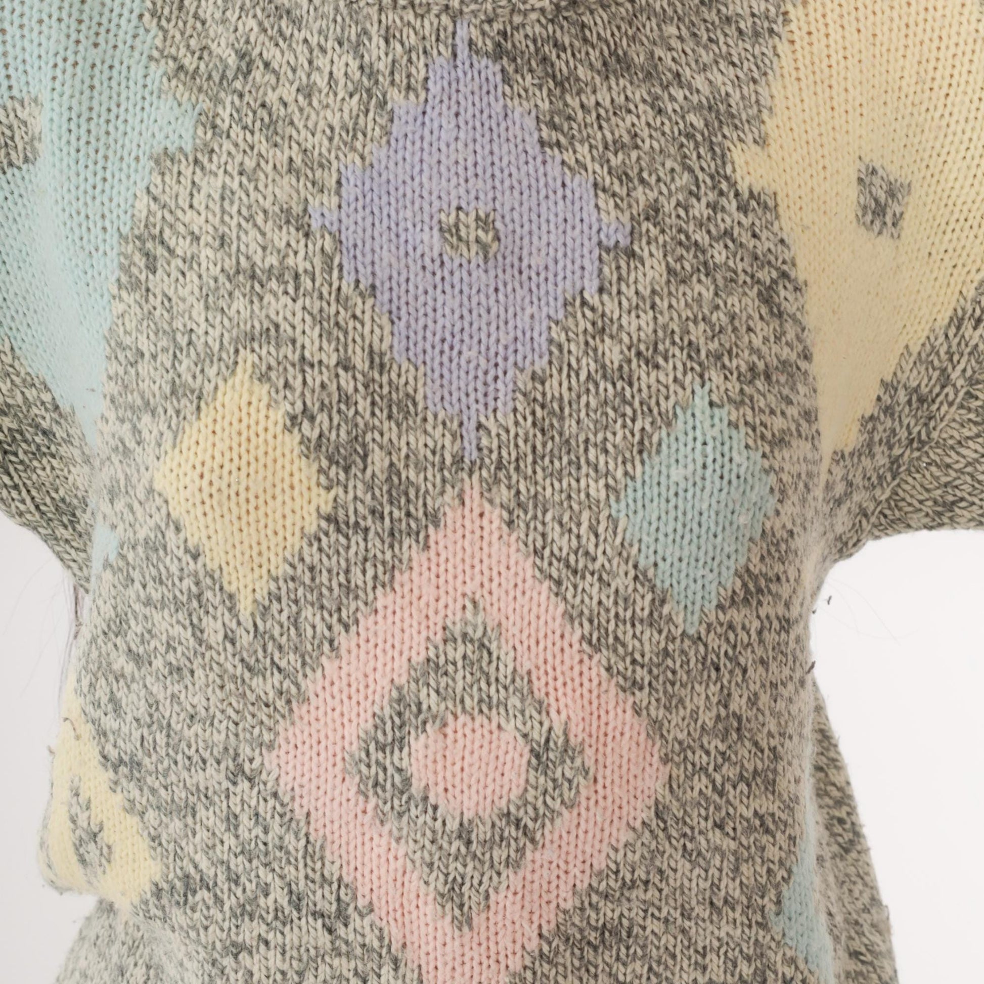 80s Geometric Mock Neck Sweater Grey Pink Lavender Diamond Knit Medium