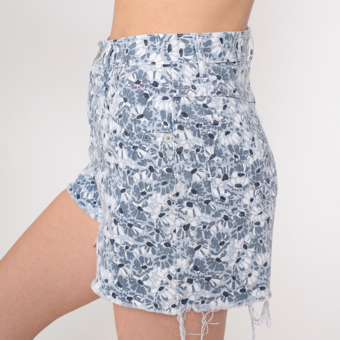 90s Floral Denim Shorts Blue White High Waist Frayed Cutoff Small