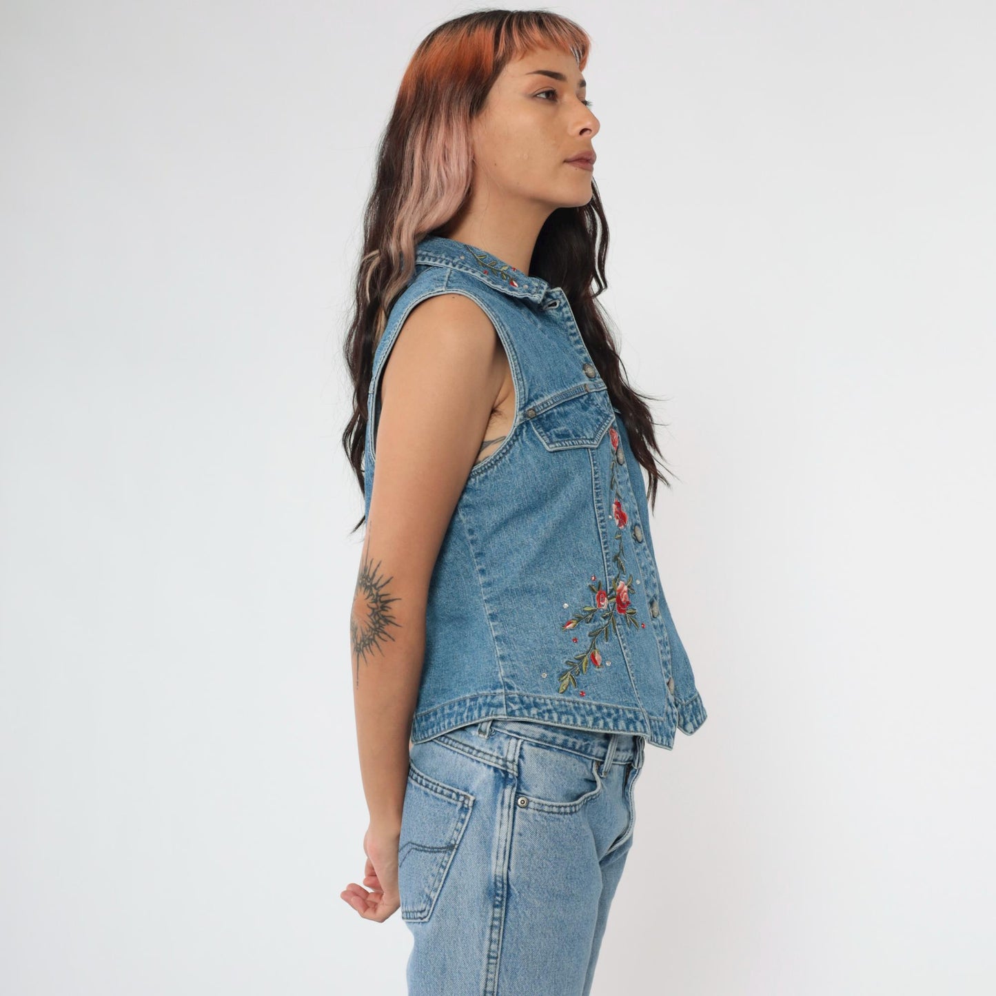90s Bill Blass Floral Embroidered Denim Vest Blue Rhinestone Medium
