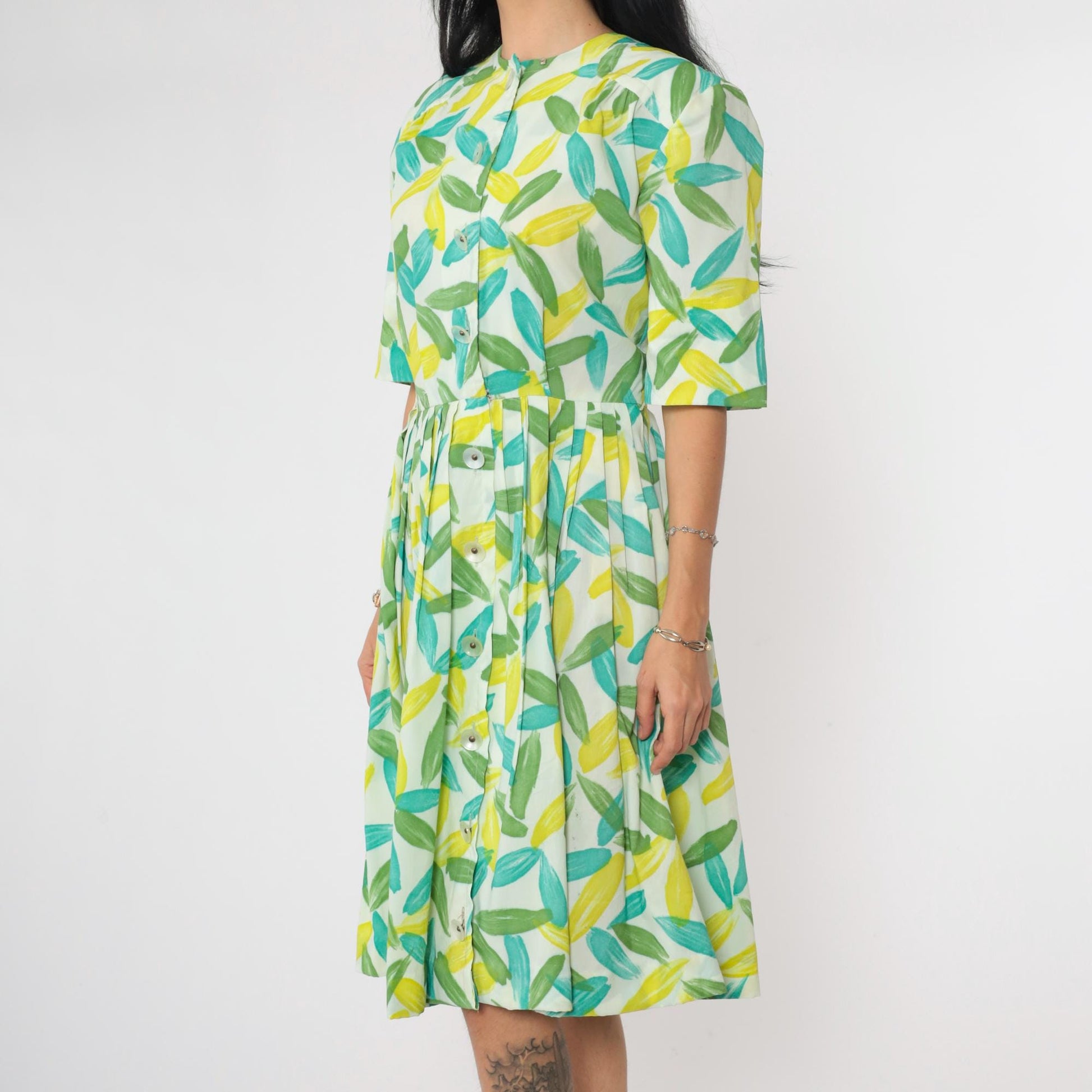 60s Westbury Fashions Shirt Dress Abstract Leaf Print Pleated Midi Blue Green Small