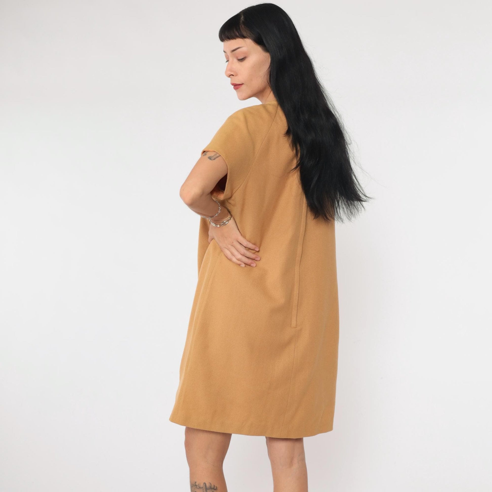 60s Tan Wool Shift Dress Mini Length Short Sleeve Rear Zip Medium