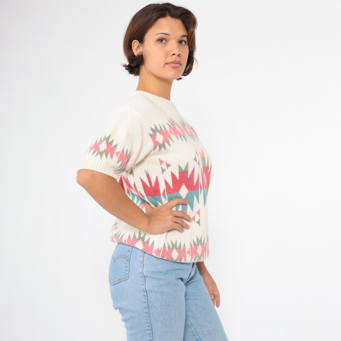 80s United Knitwear Southwestern Geometric Knit Top Off-White Coral Pink Blue Medium