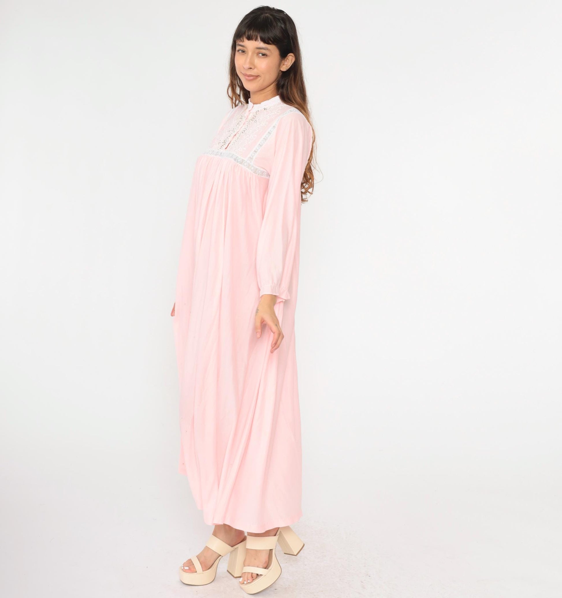 80s Baby Pink Floral Embroidered Lace Cutwork Maxi Nightgown Long Sleeve Large L
