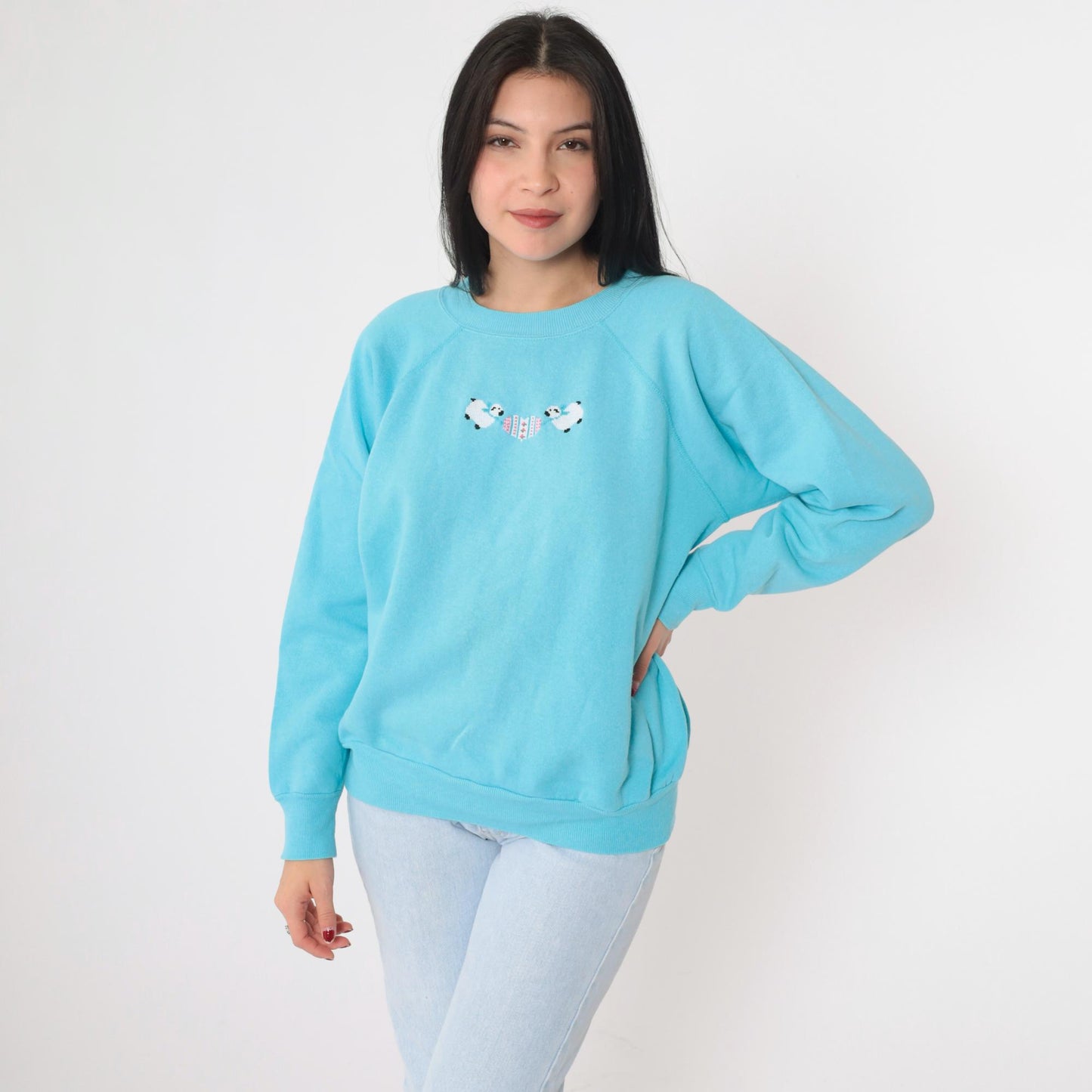 90s Blue Sheep Embroidered Sweatshirt Raglan Crewneck Medium Large