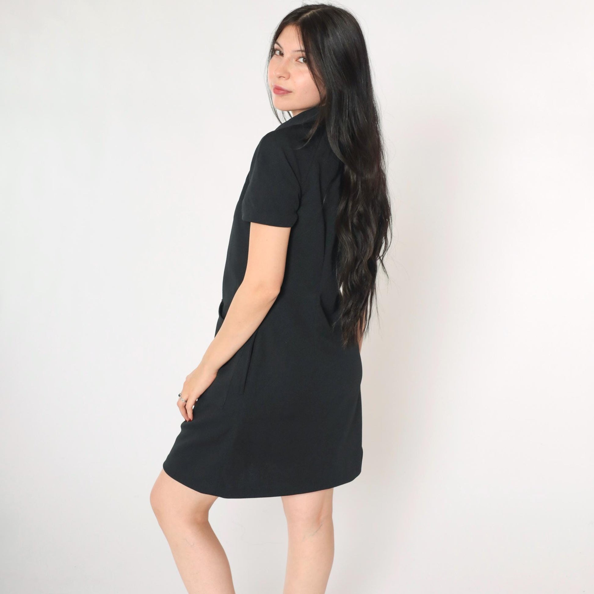 1960s Black Shift Mini Dress Front Zipper Short Sleeve Small S