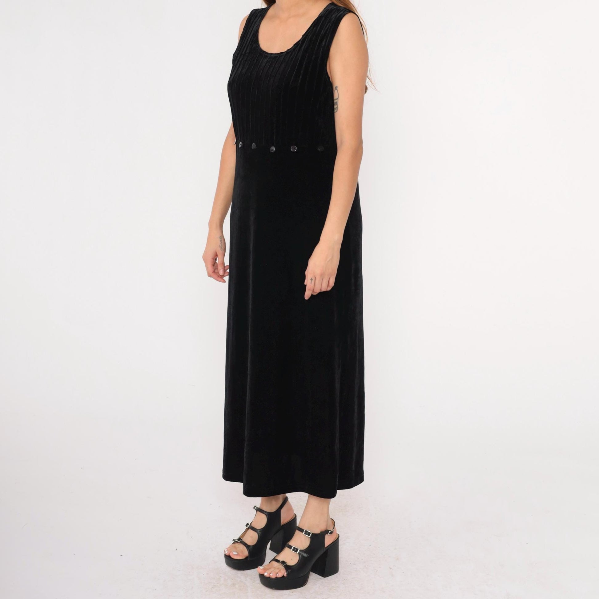 90s Black Velvet Maxi Dress High Waist Scoop Neck Sleeveless Medium