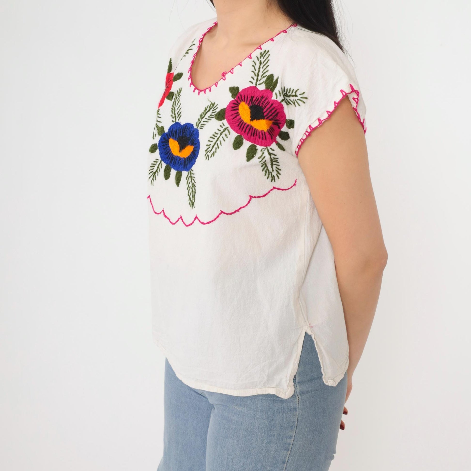 90s Mexican Floral Embroidered Blouse White Cotton Short Sleeve Medium