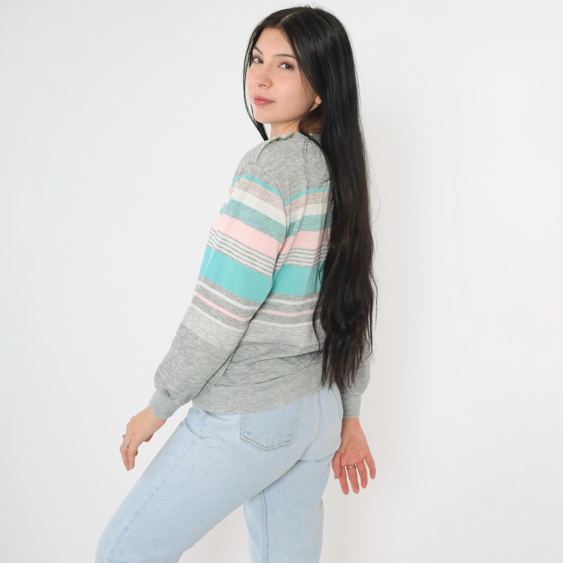 80s Striped Crewneck Sweatshirt Heather Grey Pink Turquoise Snap Shoulder Small