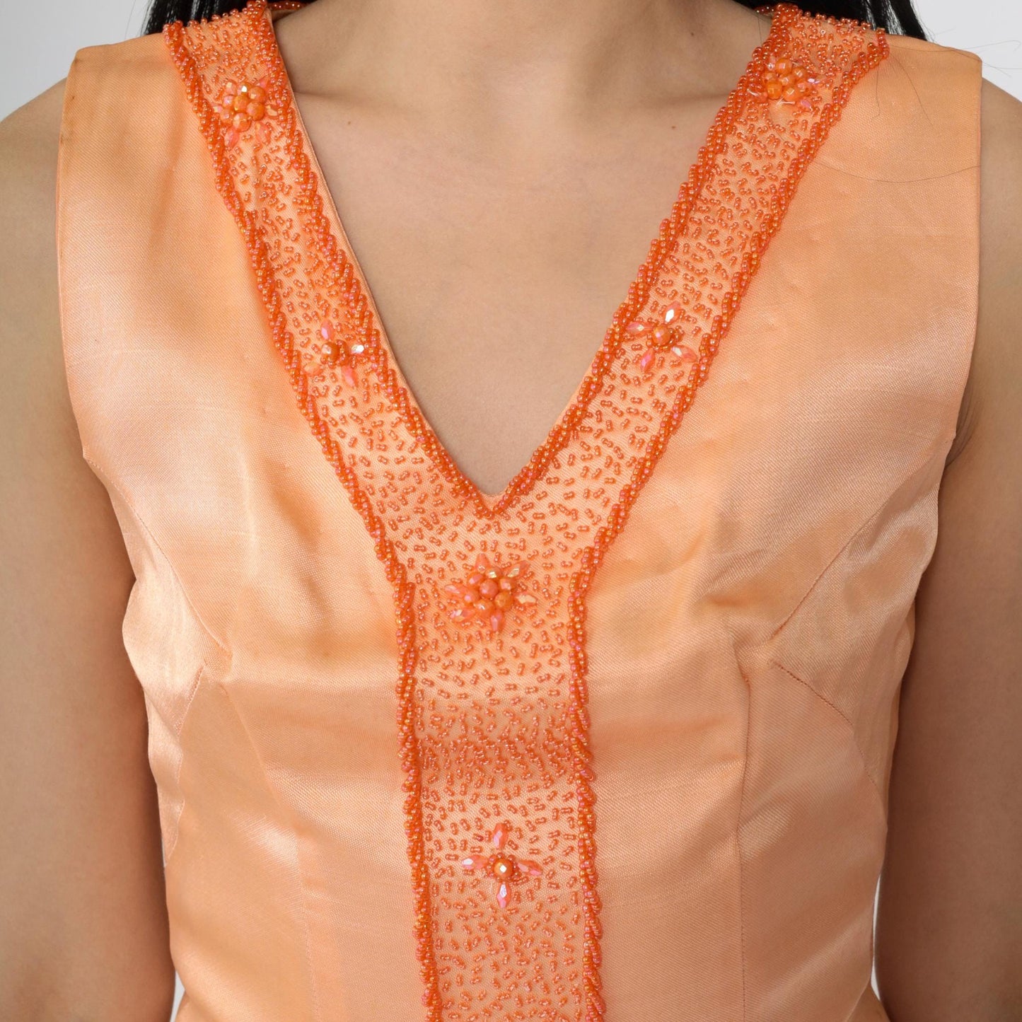 1960s Peach Beaded Sheath Dress Sleeveless V-Neck Mini Extra Small
