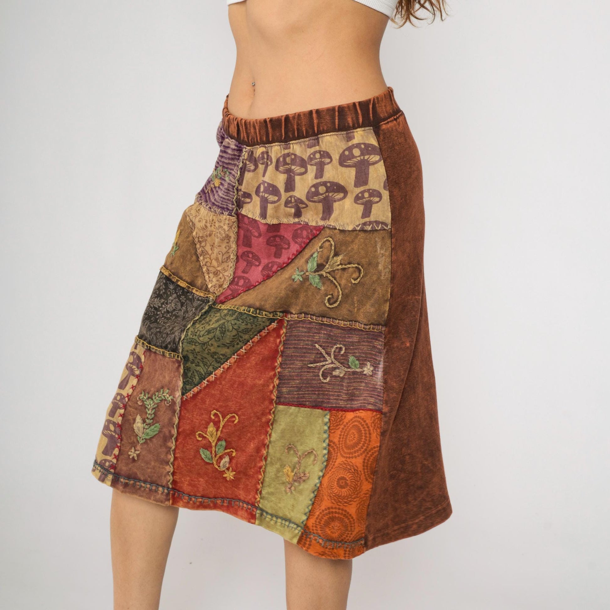 Y2K Patchwork Midi Skirt Brown Mushroom Floral Peace Sign Cotton Large L