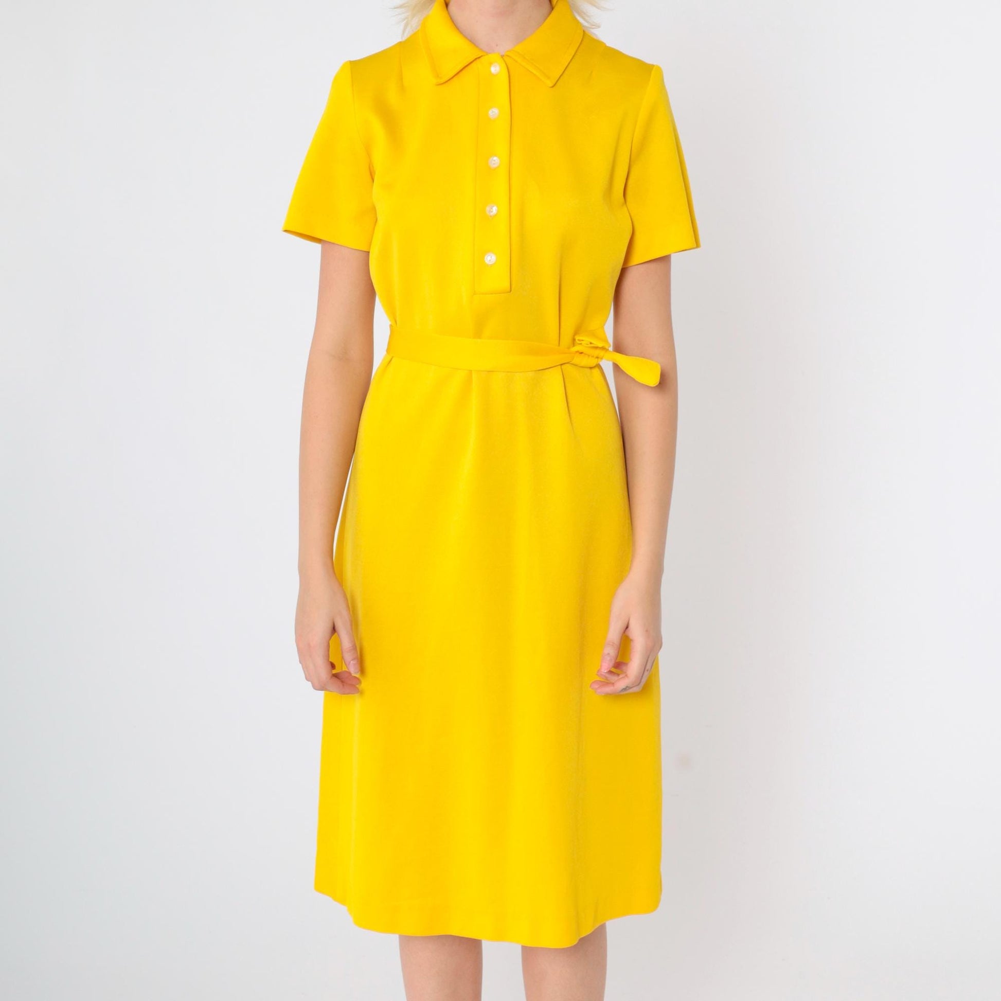 60s Mod Yellow Shift Dress Button Front Knee Length Medium M