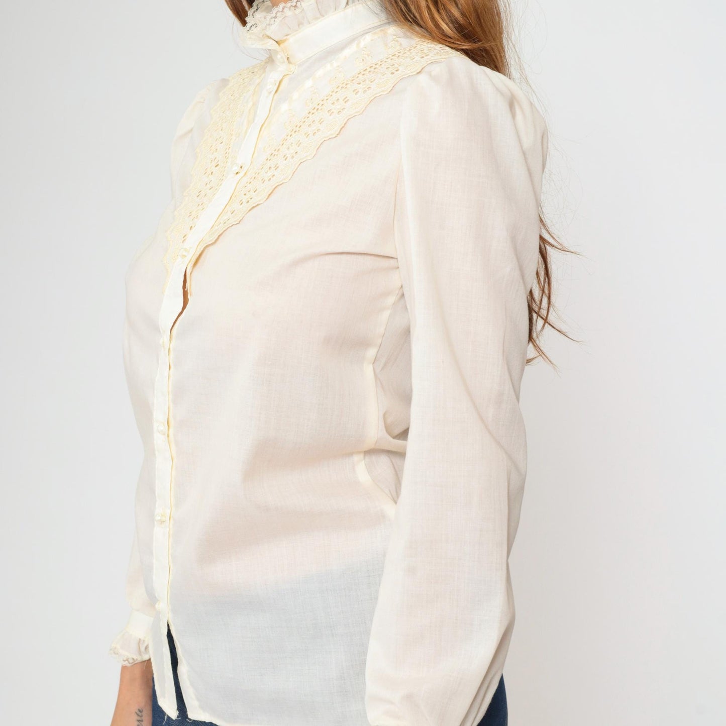 80s Cream Eyelet Lace Blouse Pearl Buttons Puff Sleeves Small