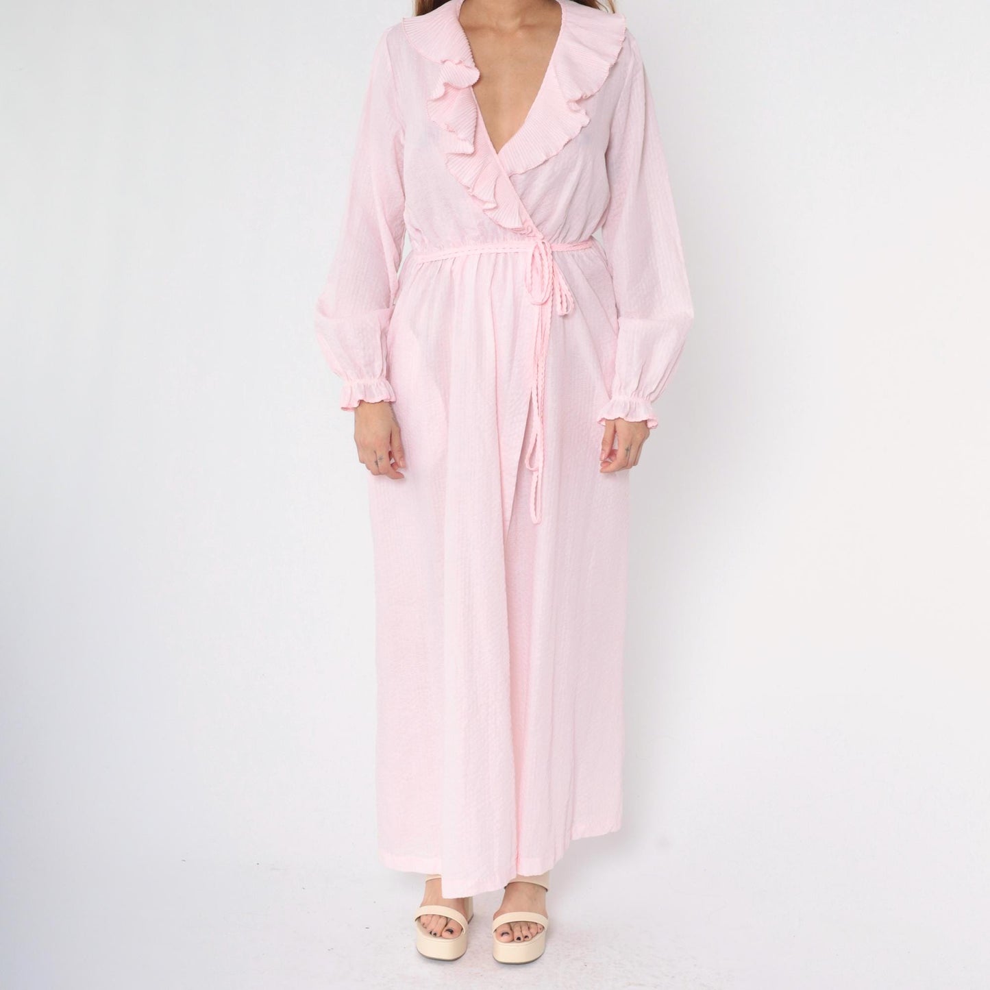 80s Pink Seersucker Wrap Dress Deep V Ruffle Collar Maxi Small