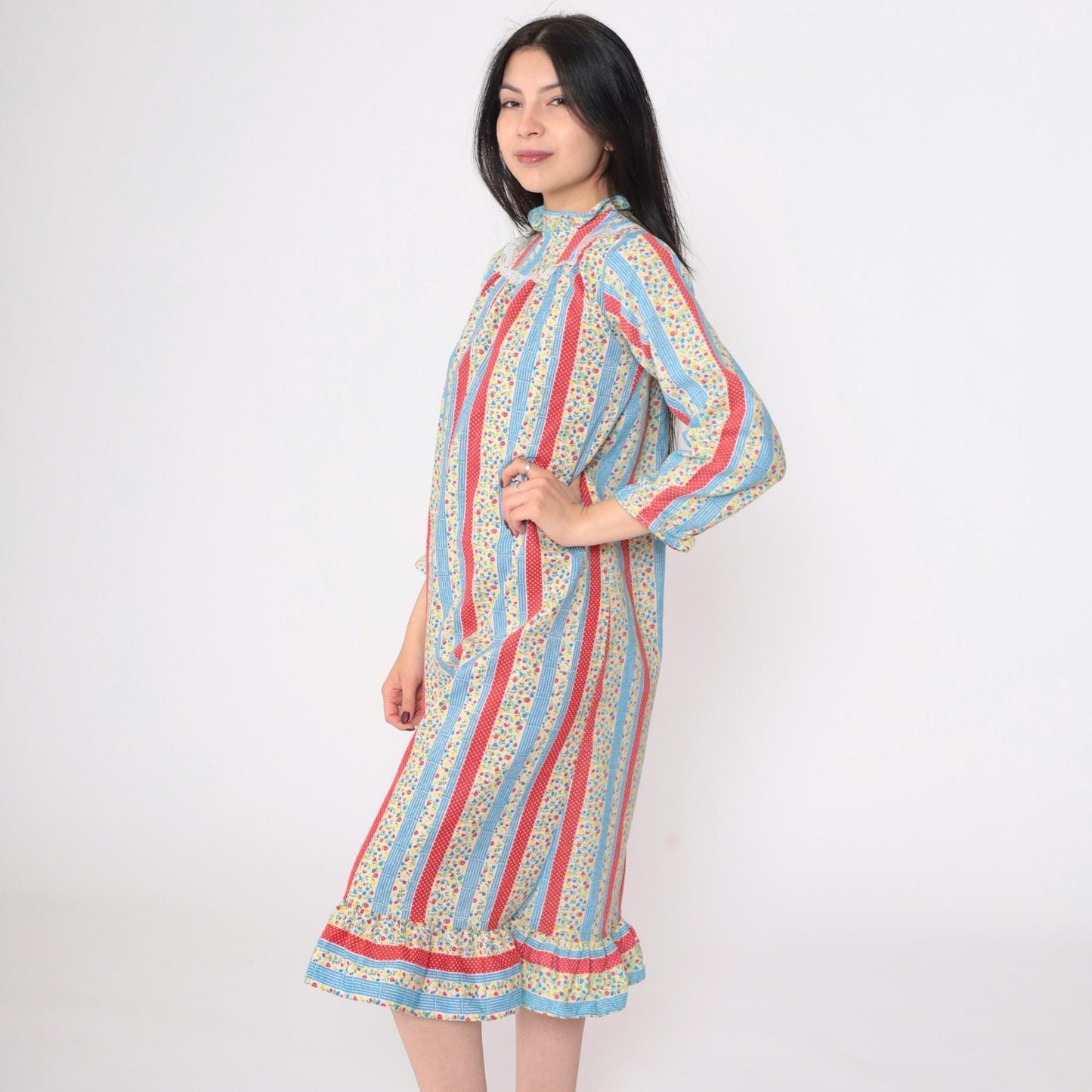 70s Floral Calico Striped Nightgown Eyelet Lace Bib Long Sleeve Red Blue Extra Small