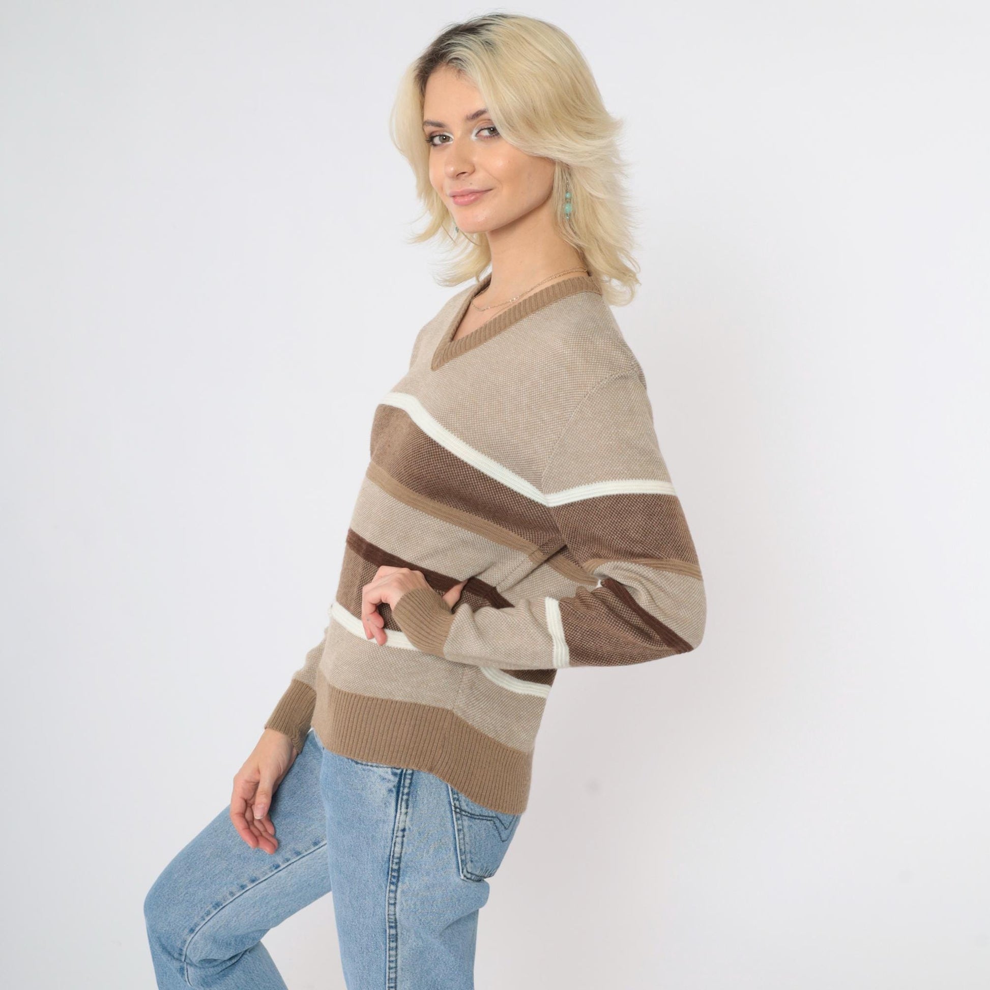 80s Tan Striped V-Neck Sweater Pullover Knit Small