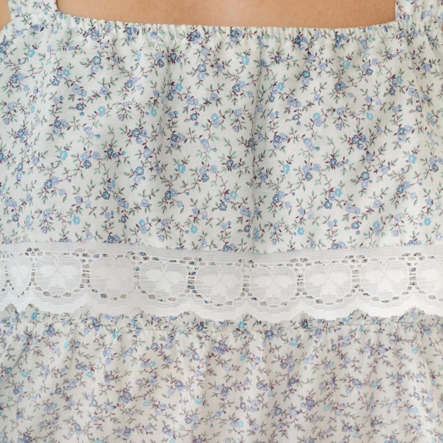 70s Floral Midi Dress Empire Waist Ruffle Lace Trim Blue White Small