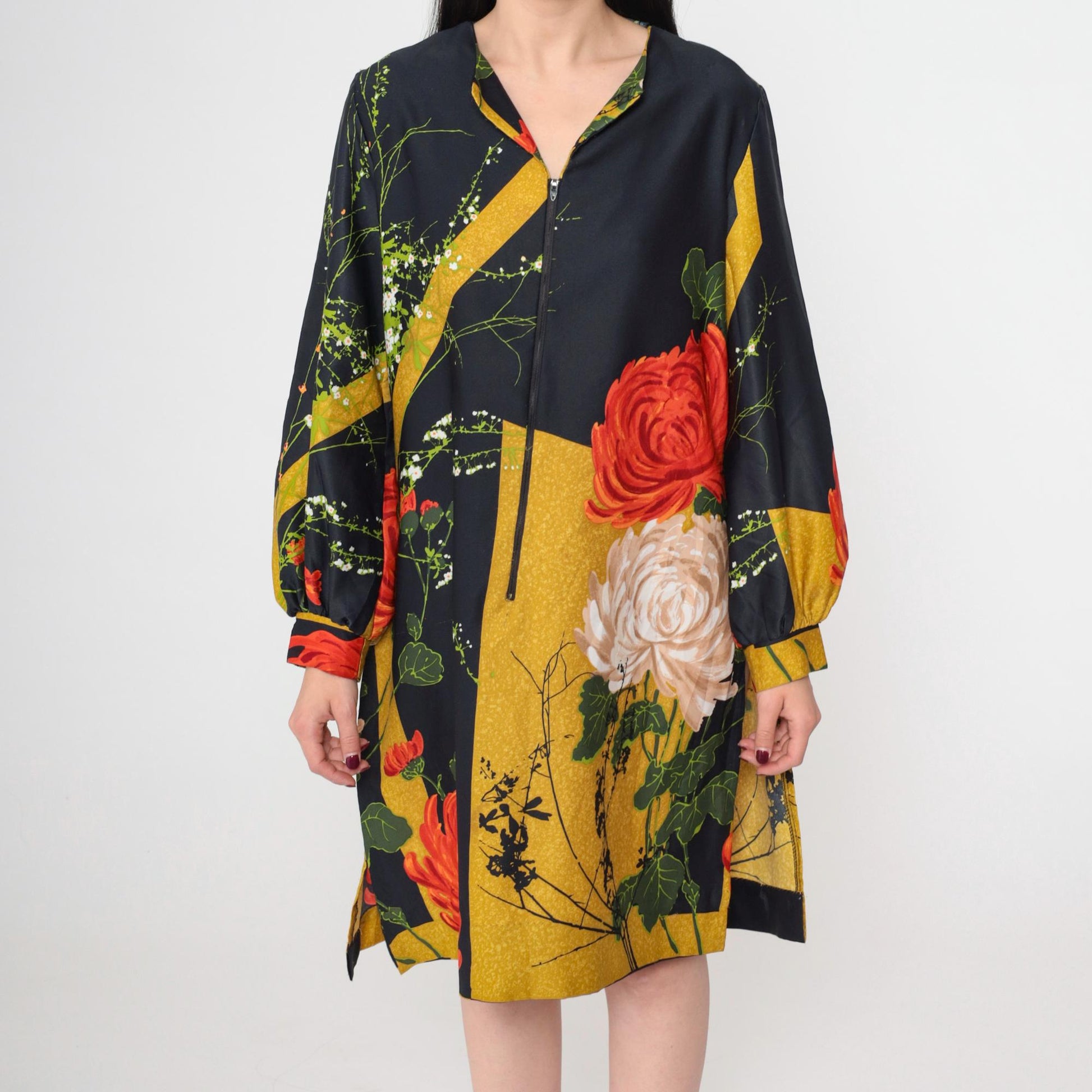 70s Geometric Floral Mini Dress Black Long Sleeve Front Zip High Slit Small