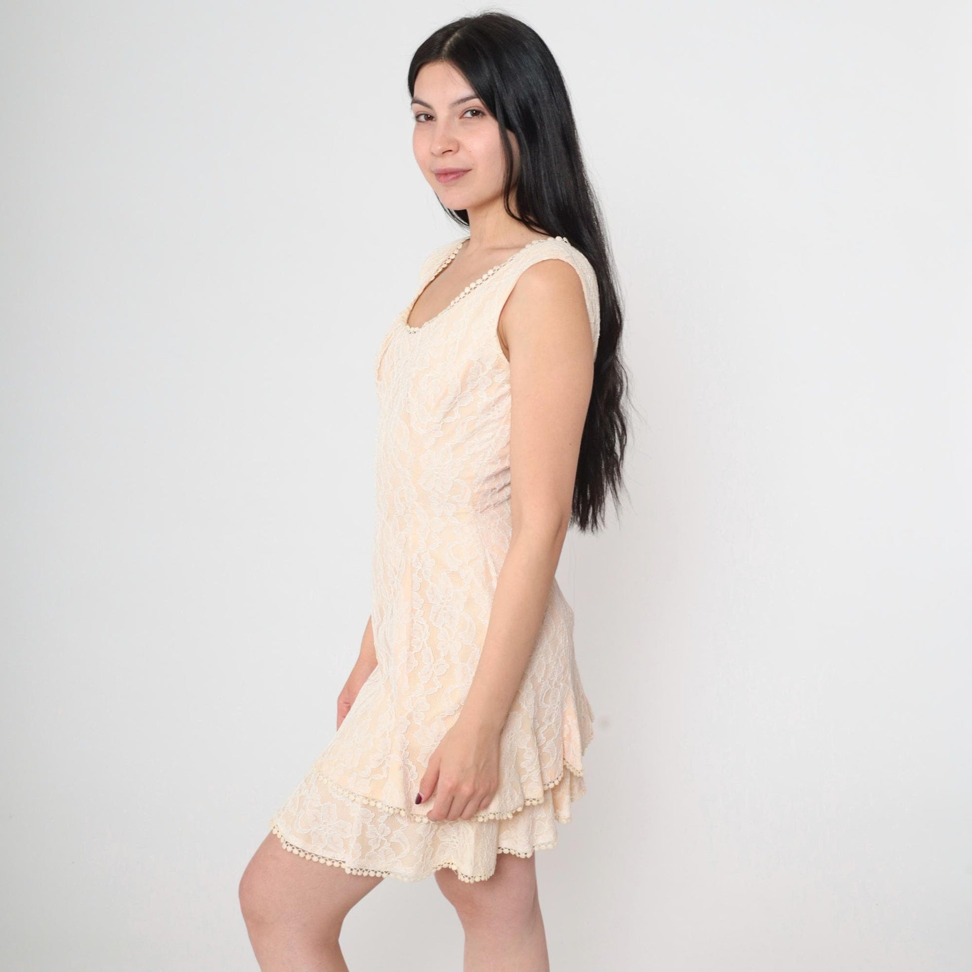 60s Lilli Diamond Cream Lace Shift Dress Sleeveless Mini Scoop Neck Extra Small