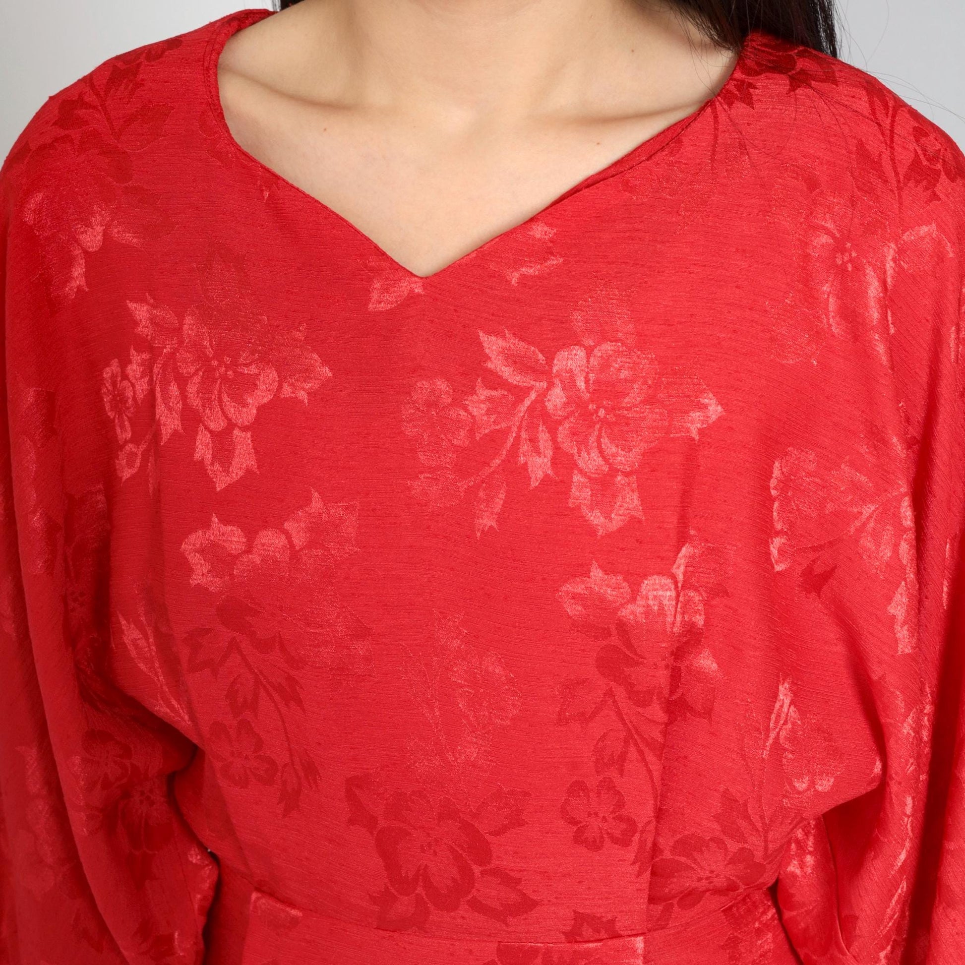 80s Red Jacquard Dress Kimono Sleeve V-Neck Sheath Knee-Length Extra Small