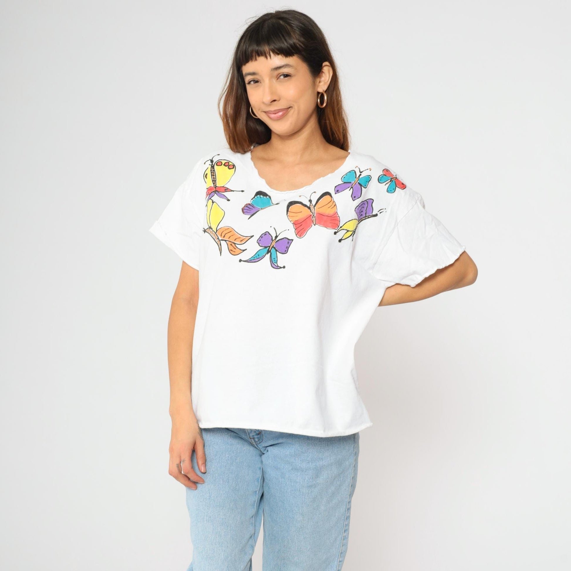 90s White Butterfly Graphic T-Shirt Raw Neckline Scoop Neck Extra Large XL