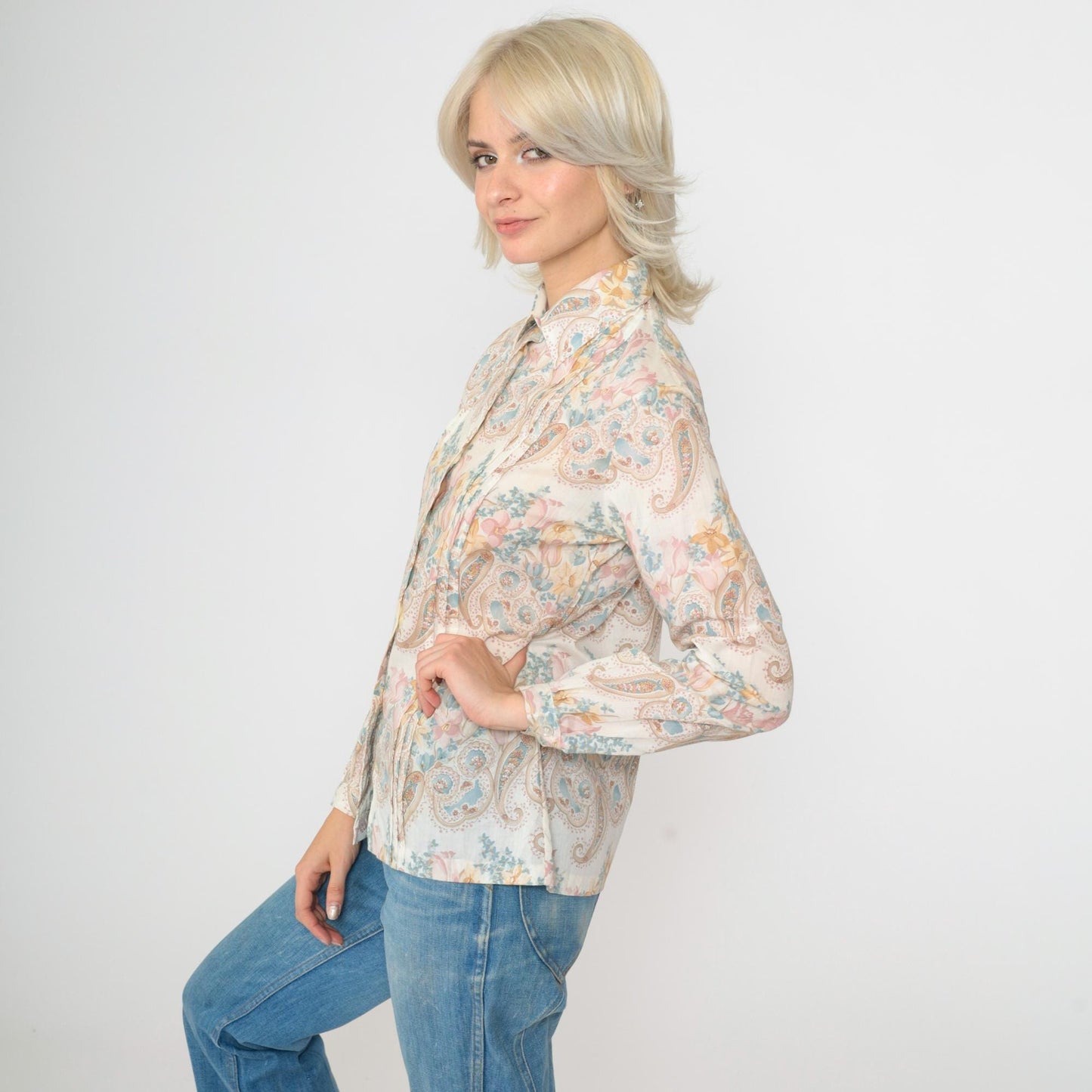 70s Floral Paisley Button-Up Blouse White Long Sleeve Pleated Shirt Small