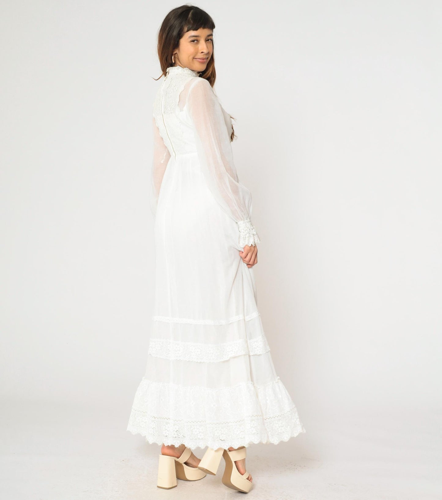70s White Lace Wedding Dress Victorian Illusion Neckline Maxi Gown Small