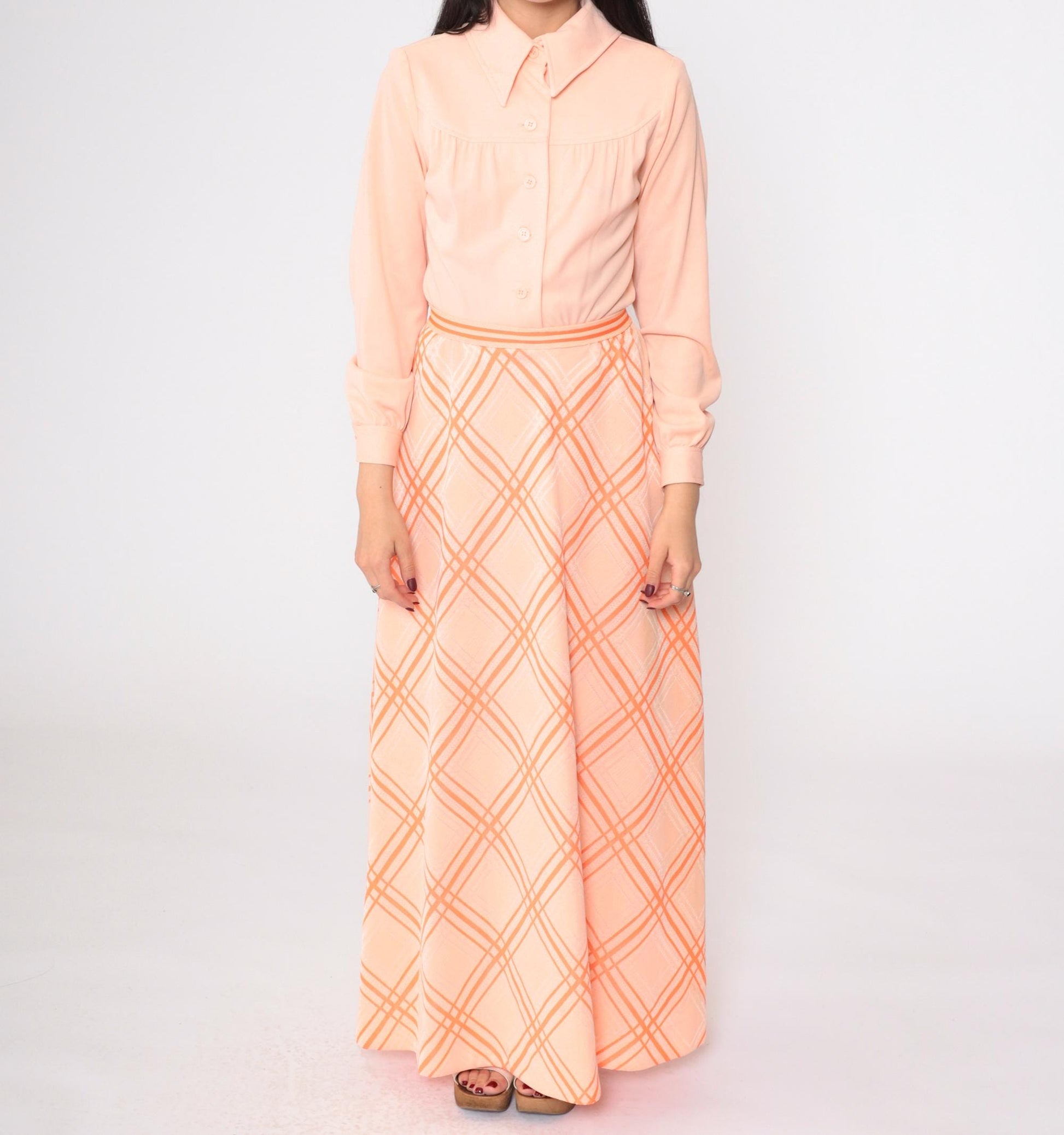 70s Peach Checkered Maxi Dress Button Up High Waist Long Sleeve Small