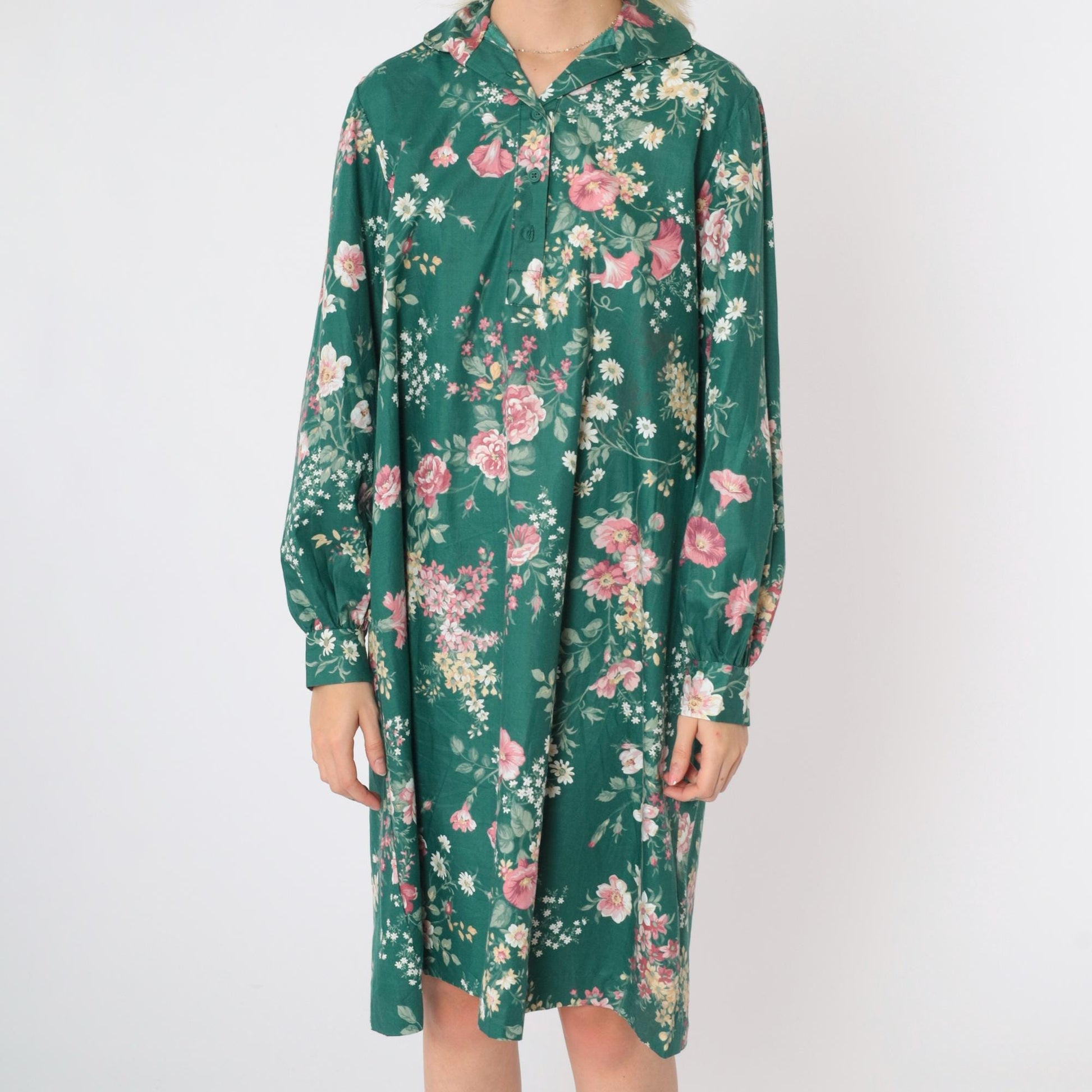 1970s Green Floral Shirt Dress Knee-Length Button-Up Collar Long Sleeve Medium Large