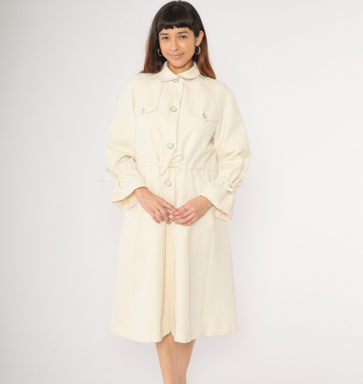 70s Cream Trench Coat Drawstring Waist Pointed Collar Button Front Medium