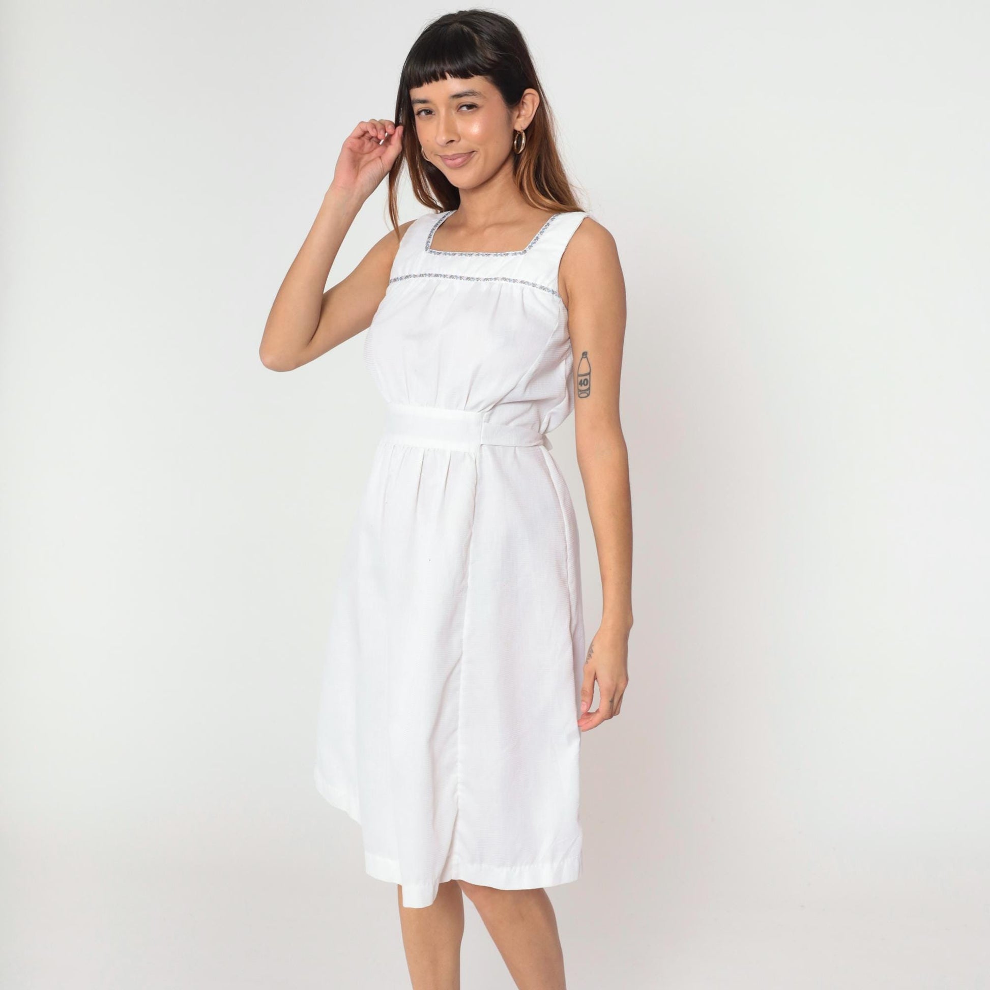 70s White Floral Embroidered Midi Dress Sleeveless High Waist Tie Belt Small