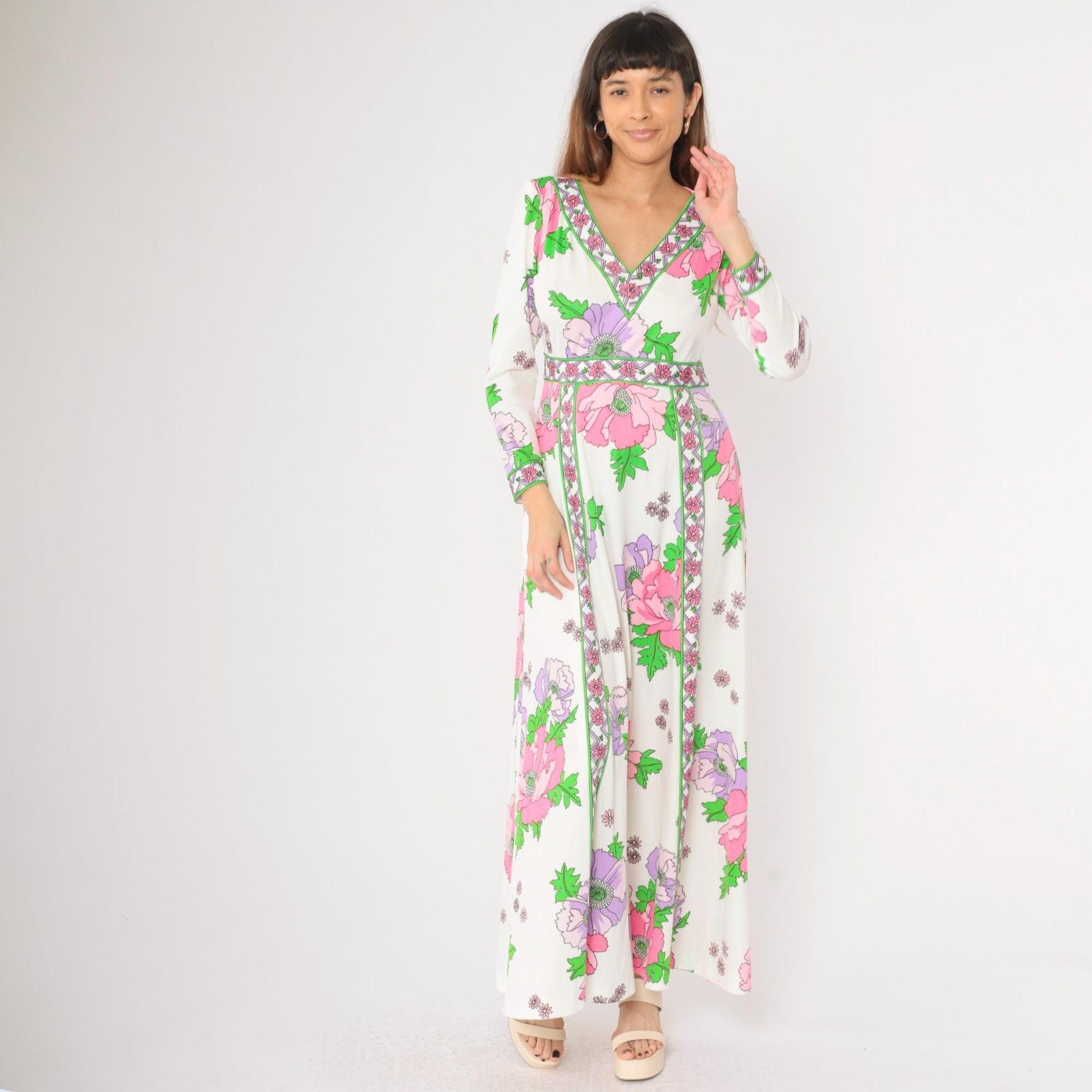 70s Floral Maxi Dress White Pink Purple Green V-Neck Long Sleeve Medium M