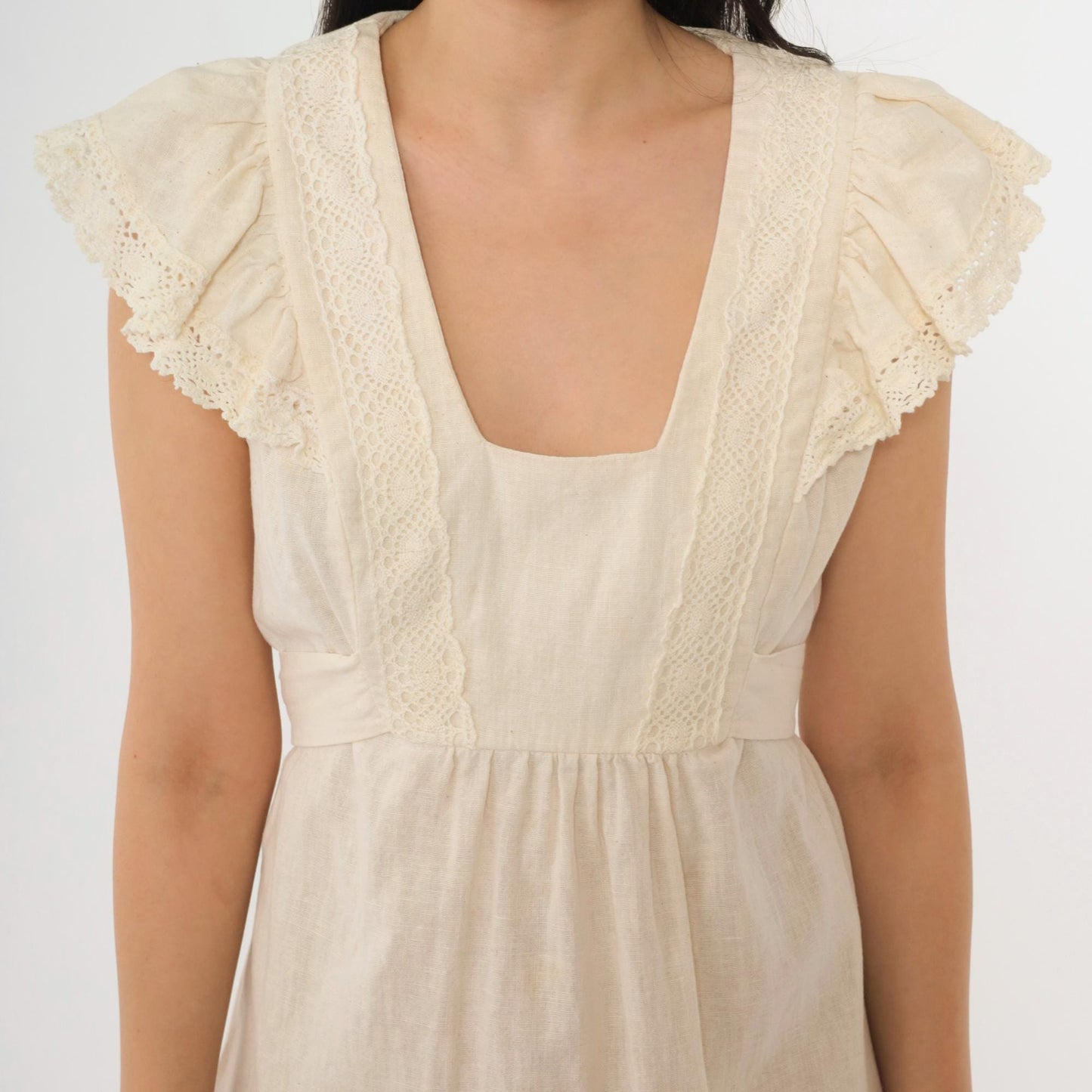 70s Cream Crochet Lace Mini Dress Empire Waist Flutter Sleeve Medium Tall