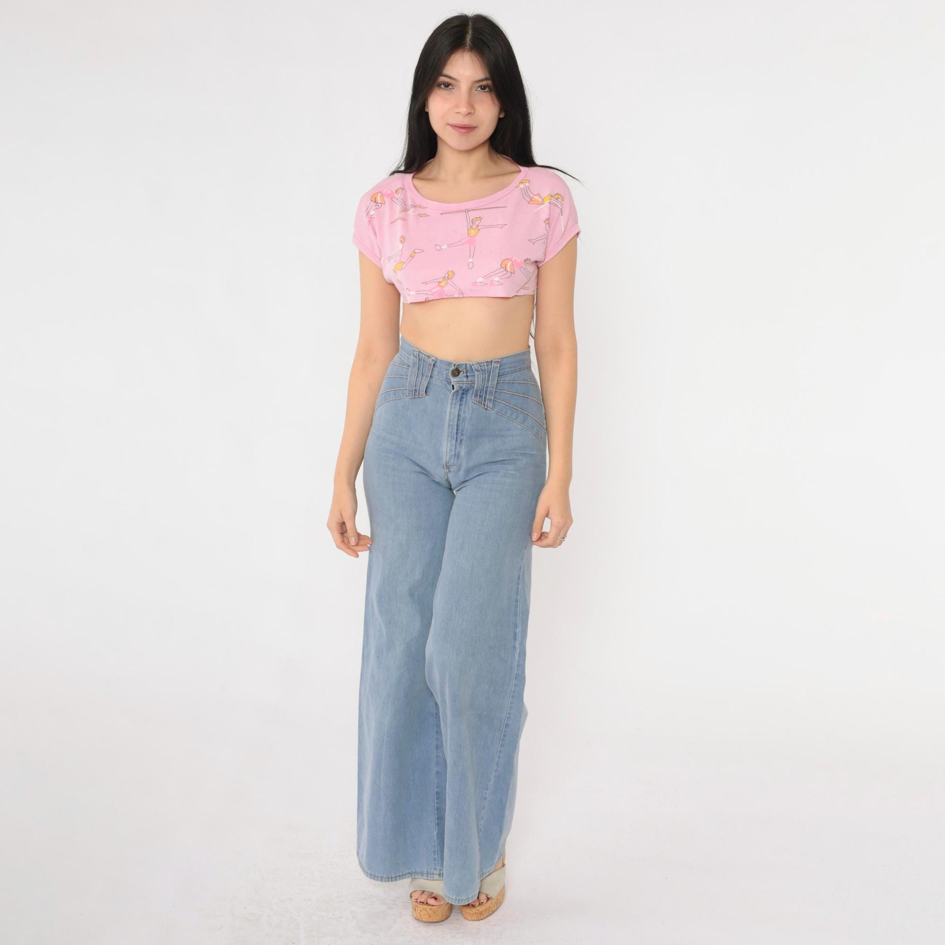80s Track and Field Crop Top Pink Graphic Tee Cartoon Runners Small