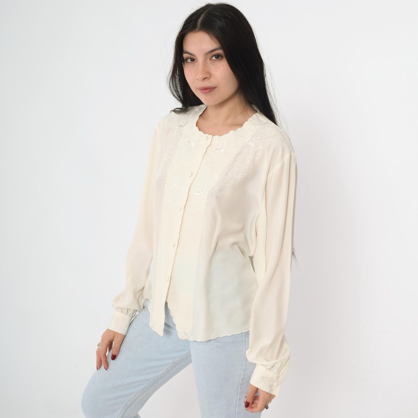 90s Mikado Ivory Embroidered Blouse Bird Motif Scalloped Long Sleeve Large L
