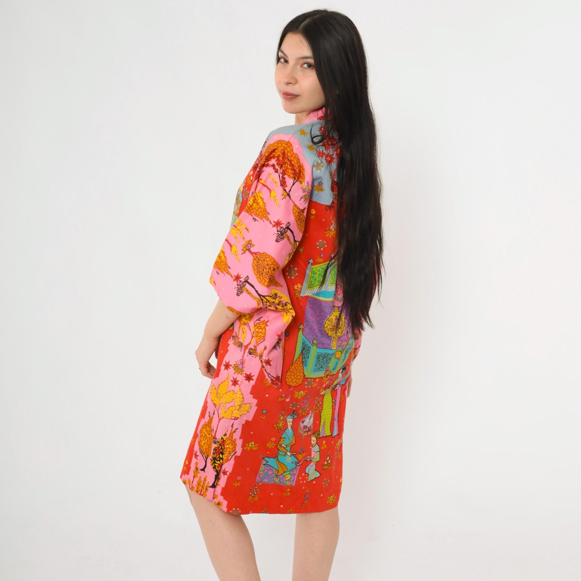 70s Alice Polynesian Kaftan Dress Bell Sleeve Asian Court Print Red Pink Small