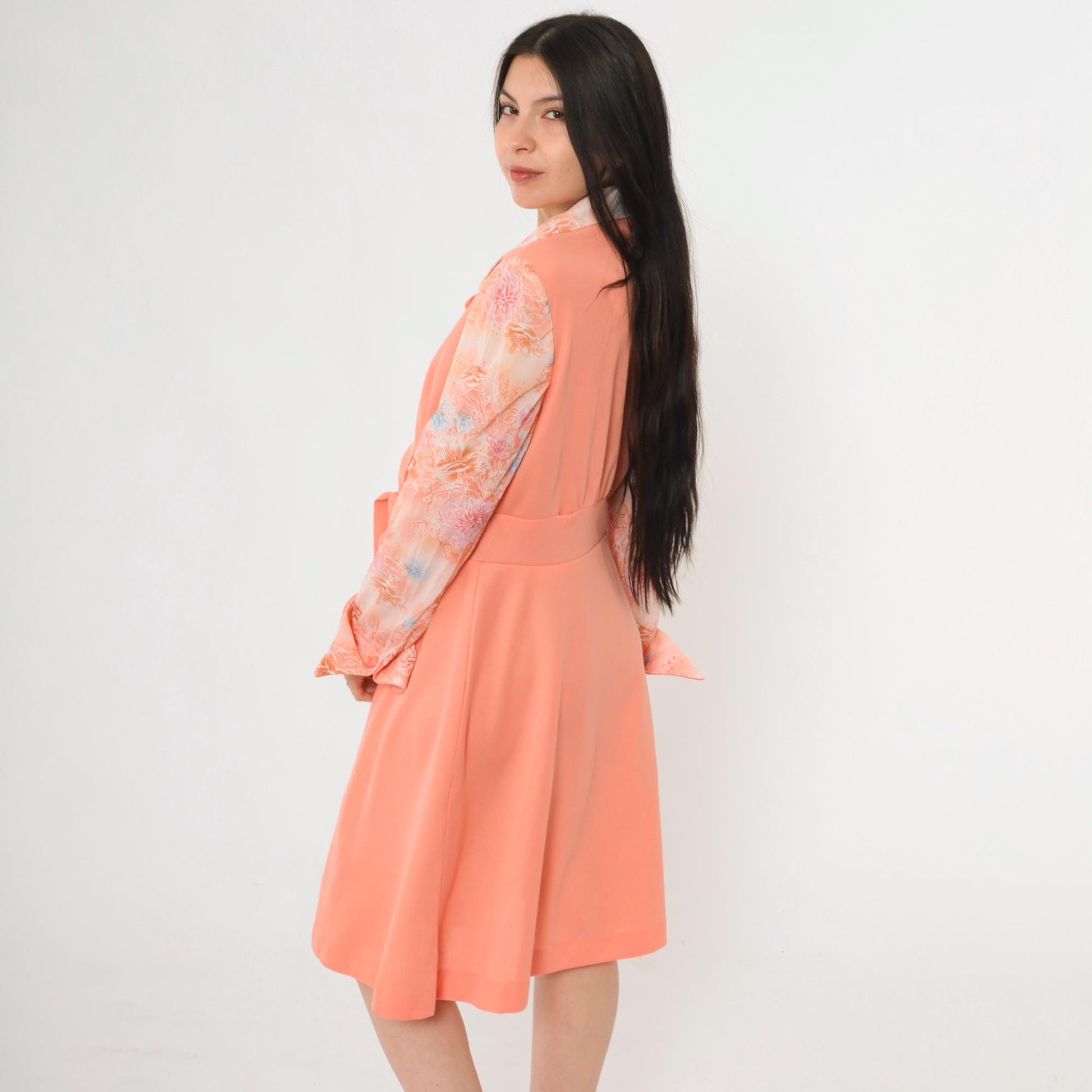 70s Peach Floral Button-Up Midi Dress High Waist Long Sleeve Collared Large L