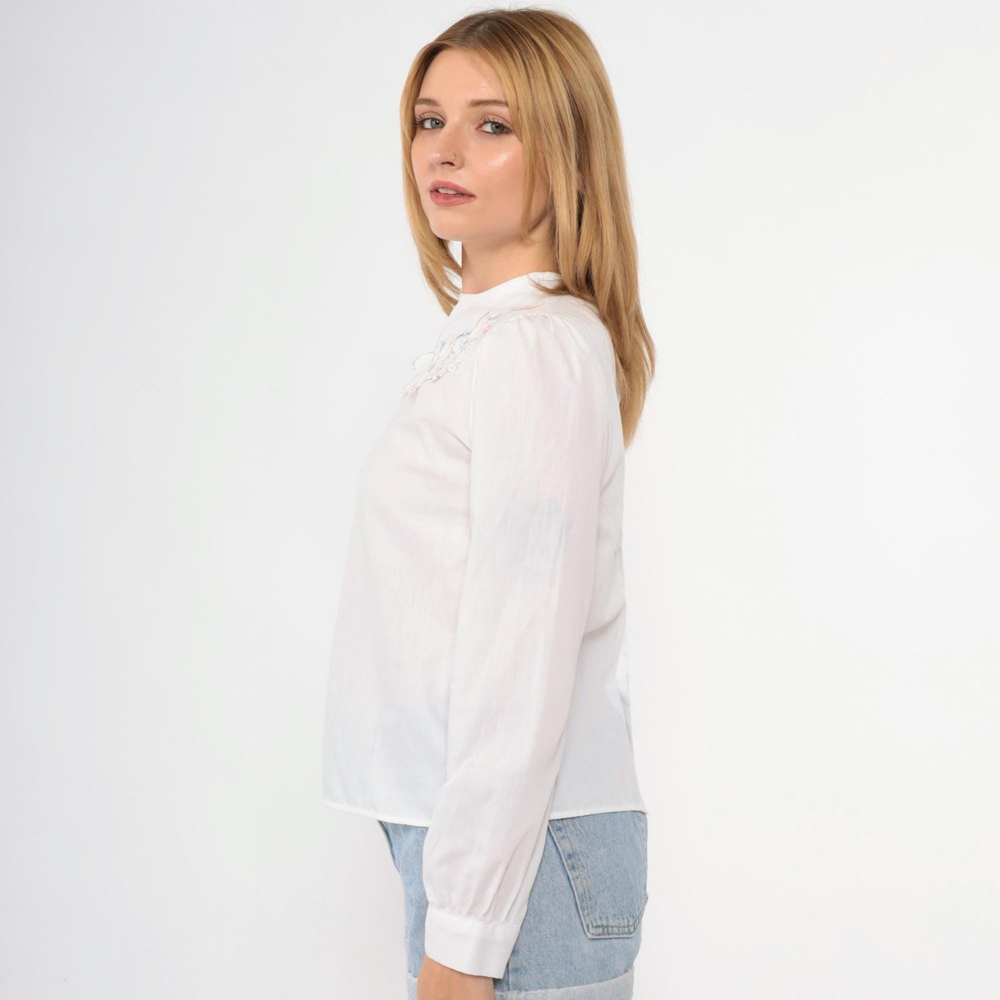 80s White Floral Embroidered Blouse Puff Sleeve Cutwork Button Back Extra Small