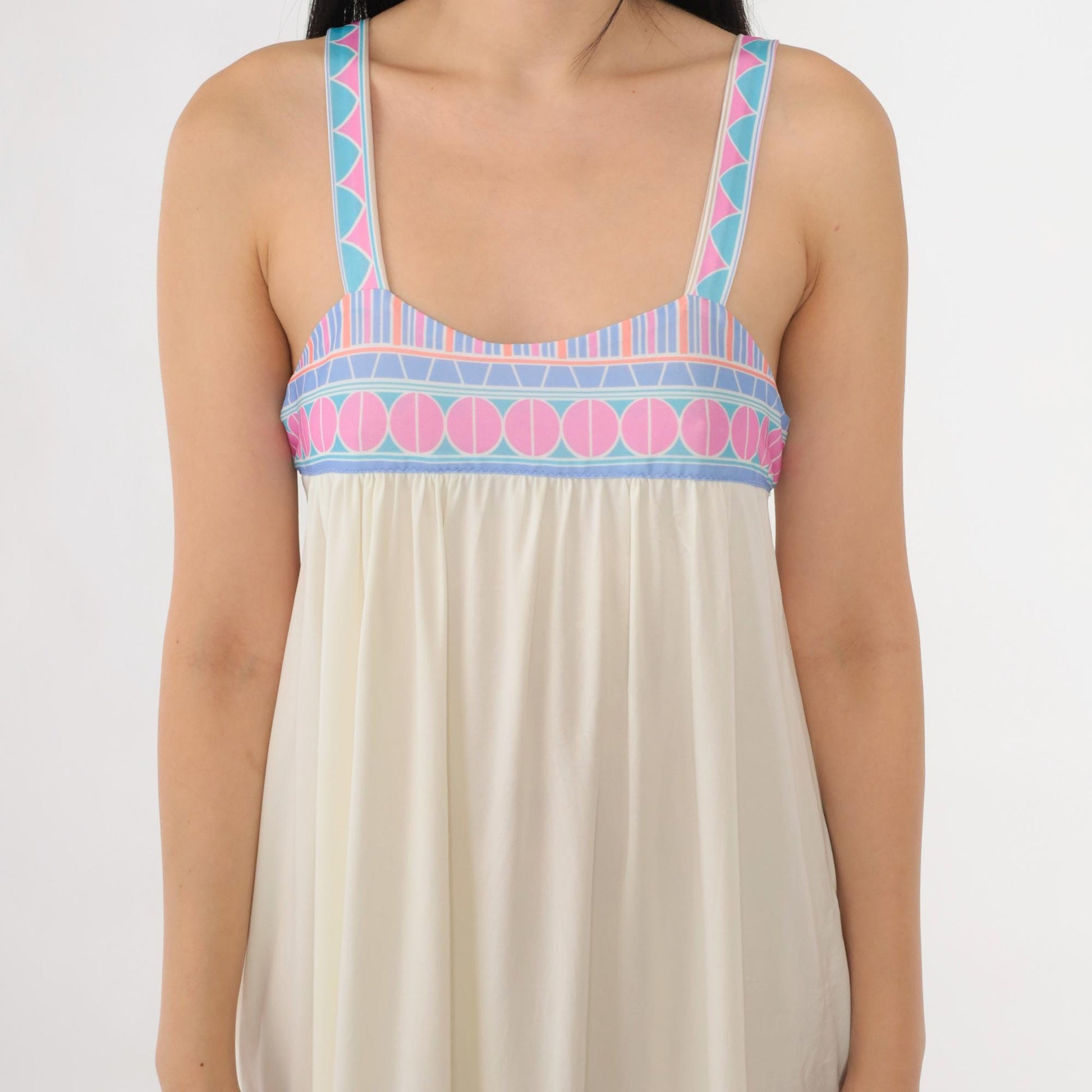 70s Cream Maxi Dress Sleeveless Geometric Trim Sweetheart Neckline Extra Small