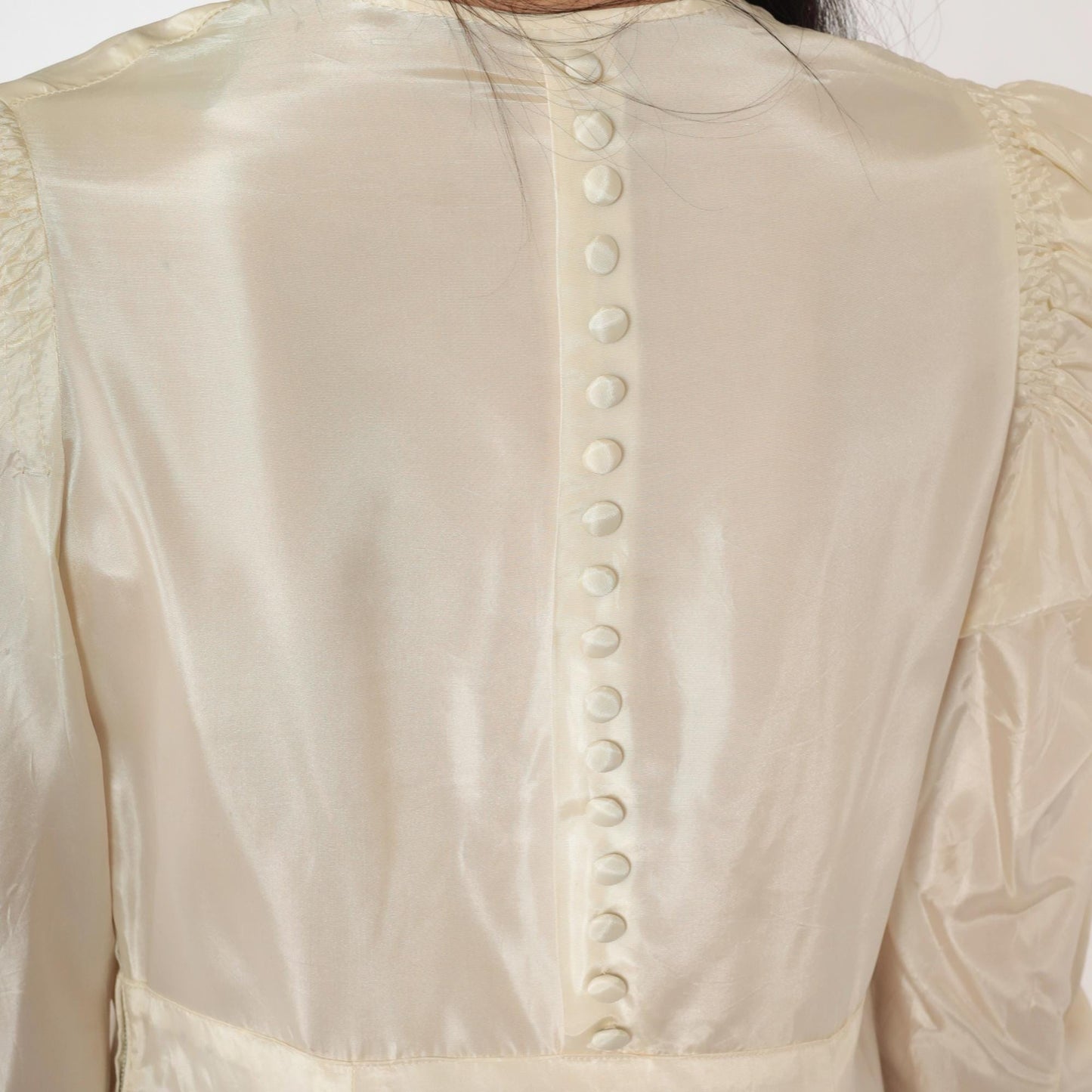 1940s Cream Satin Wedding Dress Puff Sleeve Sweetheart Neckline Maxi Medium
