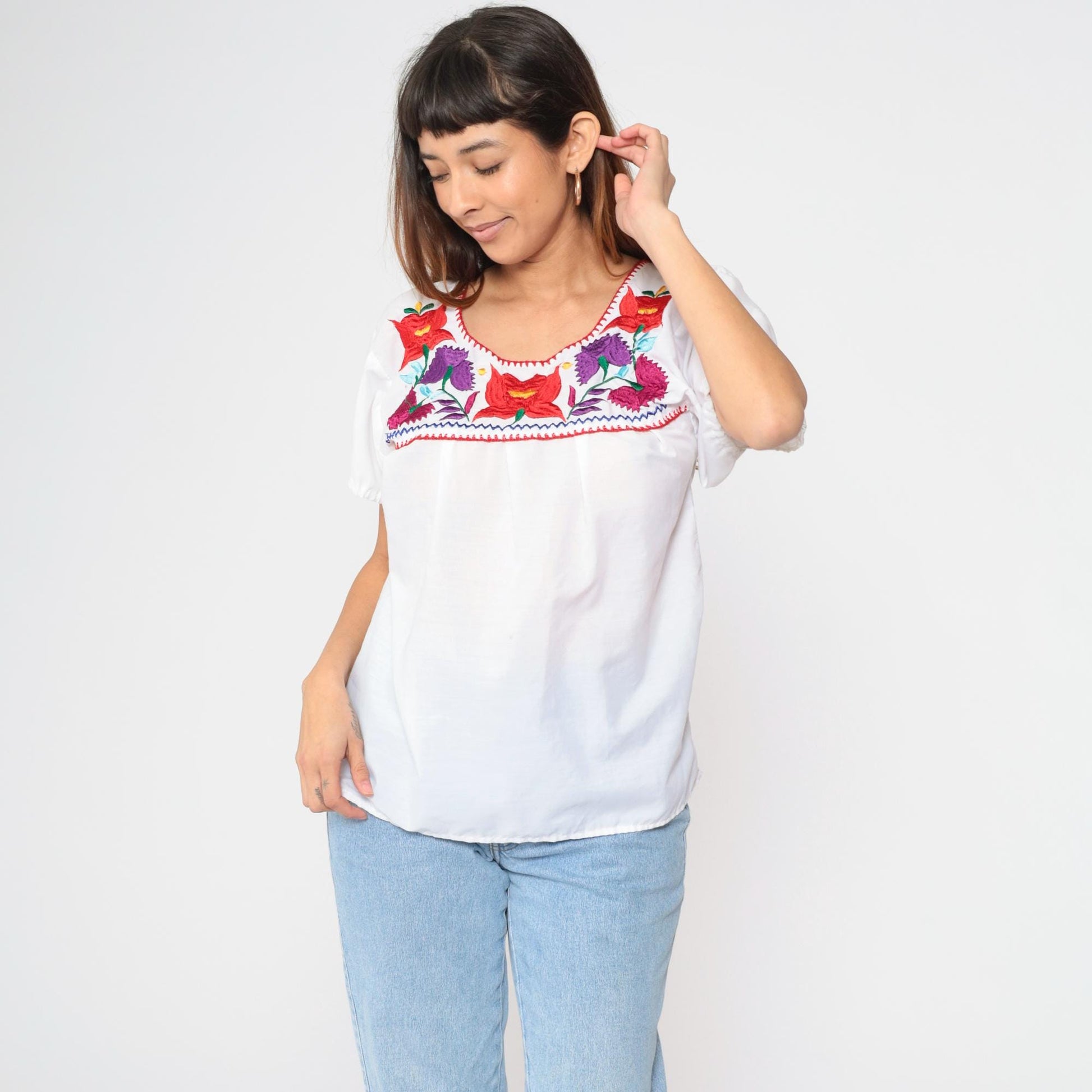 90s Mexican Floral Embroidered Blouse White Short Sleeve Small