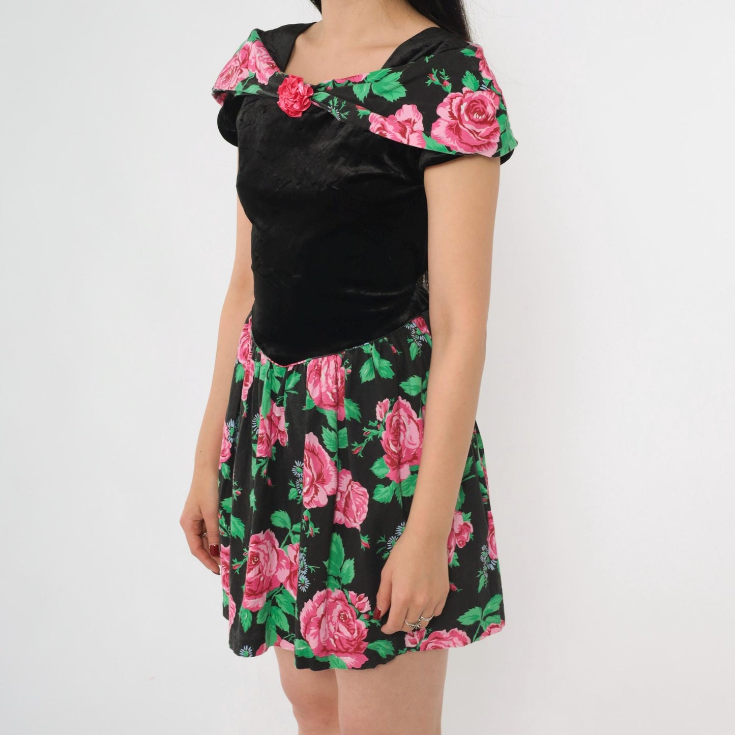 80s Picture Perfect Black Velvet Floral Mini Dress Cap Sleeve Small