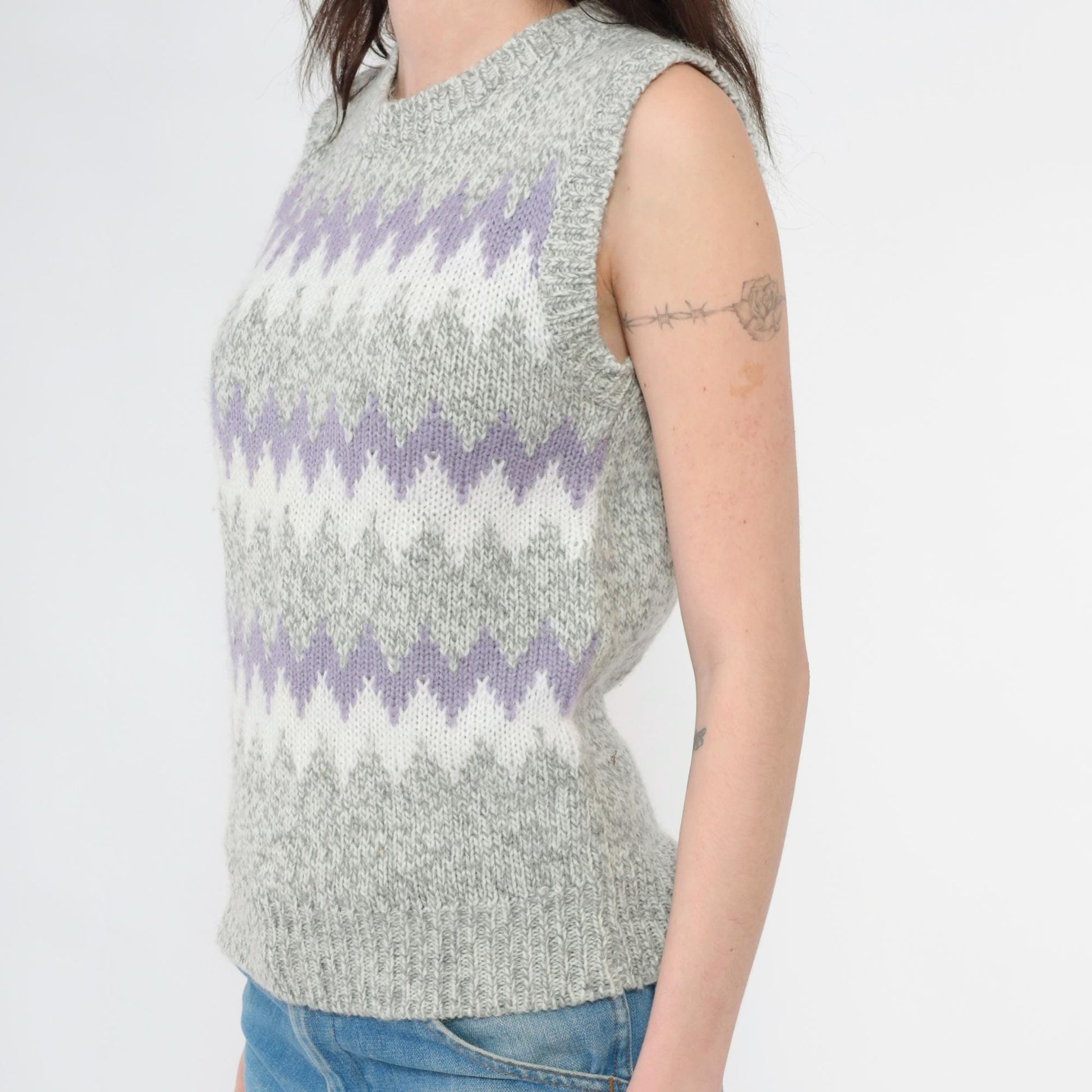 80s Grey Wool Blend Sweater Vest Lavender White Zig Zag Knit Crewneck Extra Small