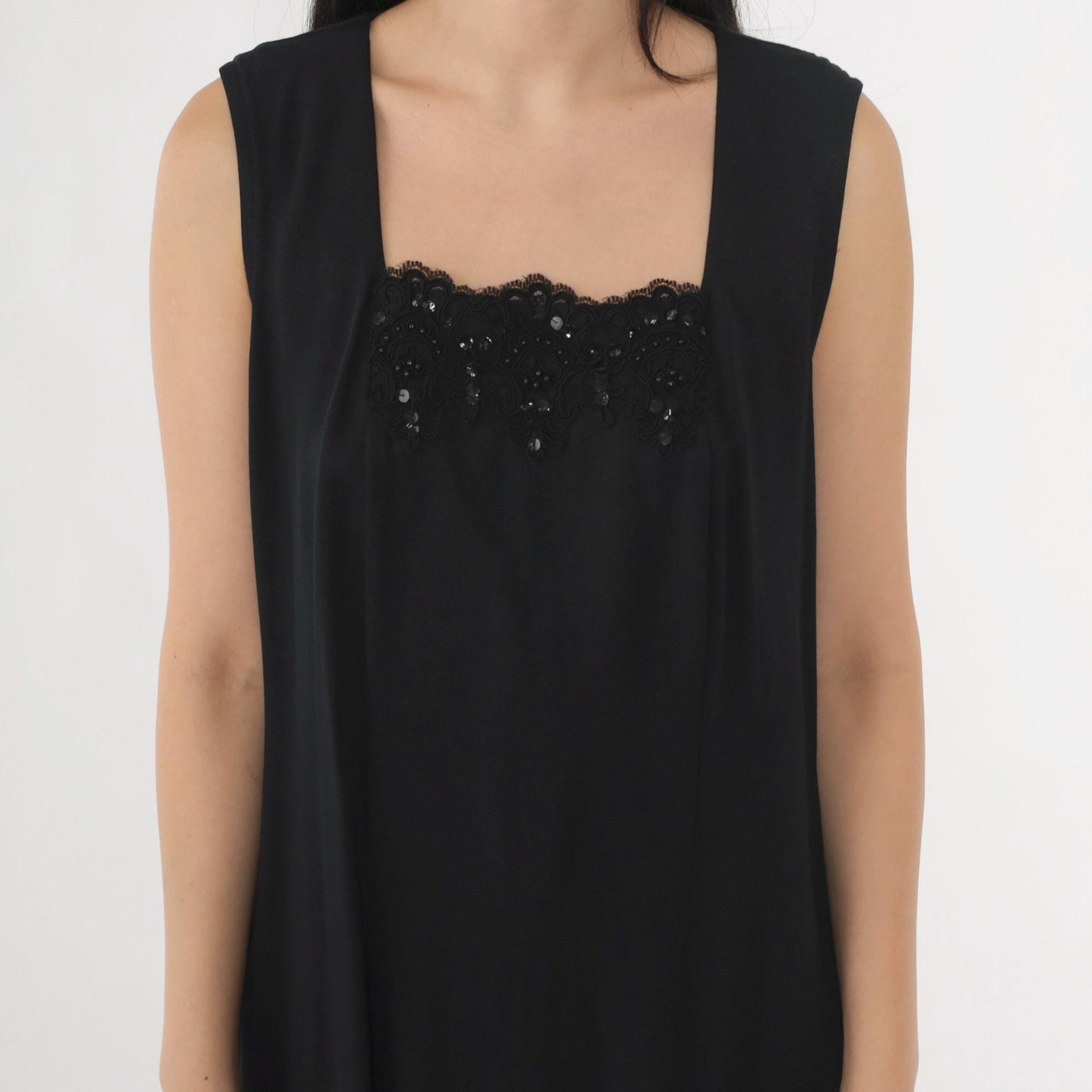 90s R & M Richards Black Sequin Beaded Lace Neckline Knee-Length Sheath Dress Large