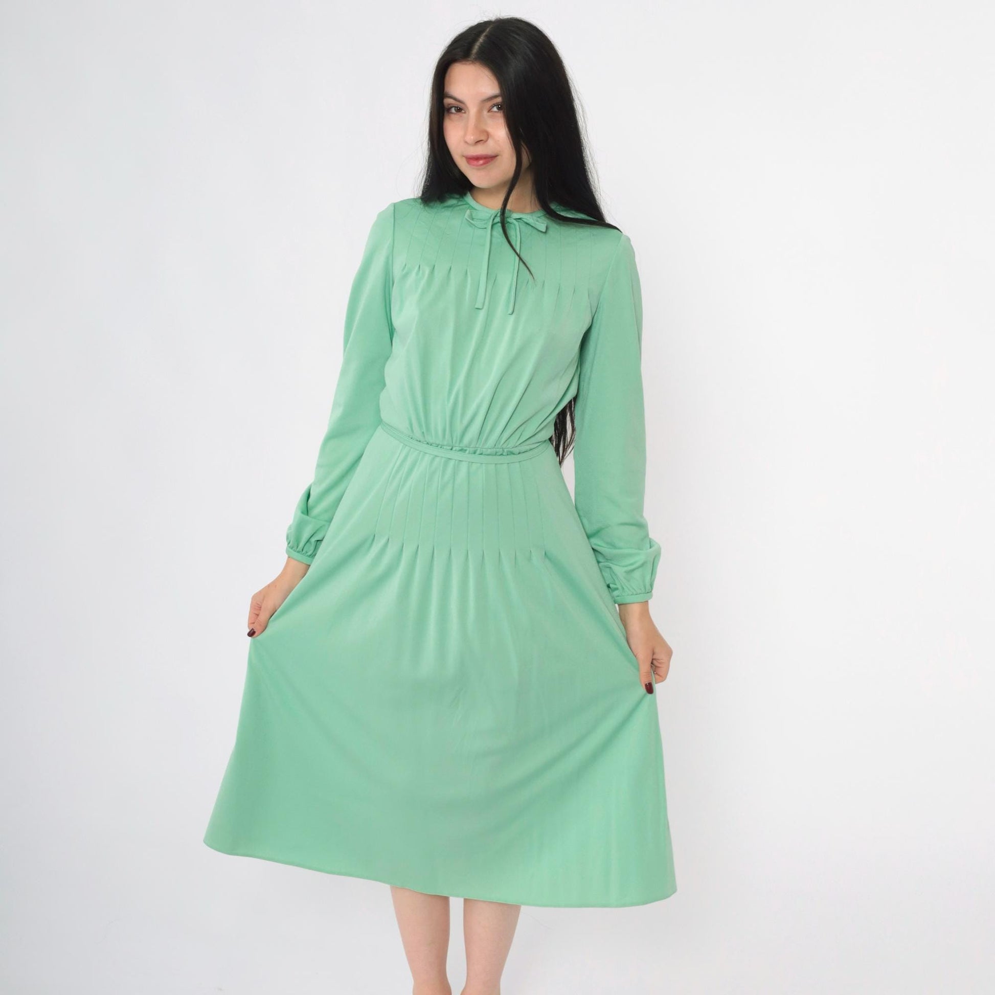70s Mint Green Midi Dress Tie Neck Pin Tuck Long Sleeve Small